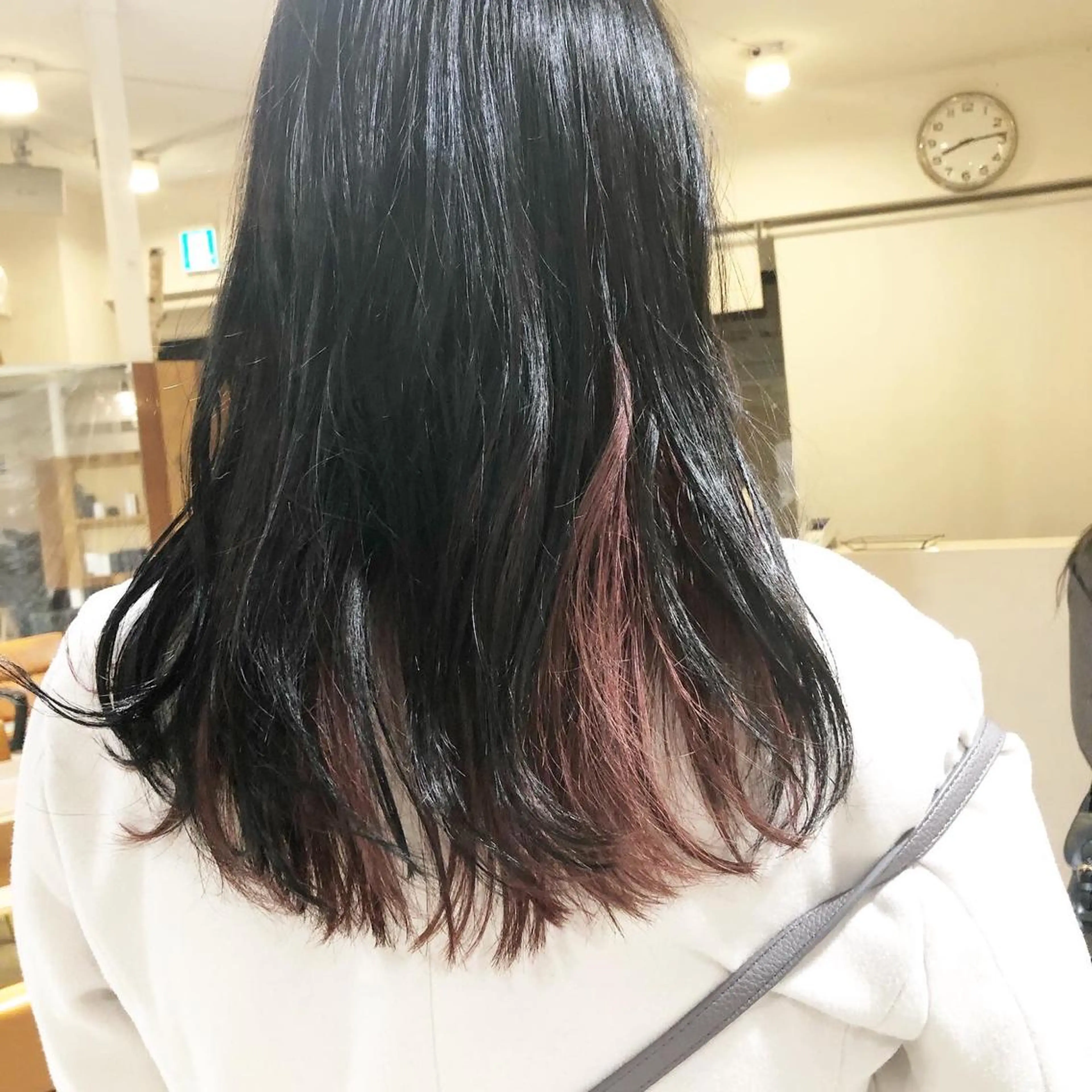セミロング カラー ヘアアレンジ ラベンダーカラー ピンクカラー ピンクラベンダー ヘアカラー メンズ特化✂️栗原 侑也のヘアスタイル