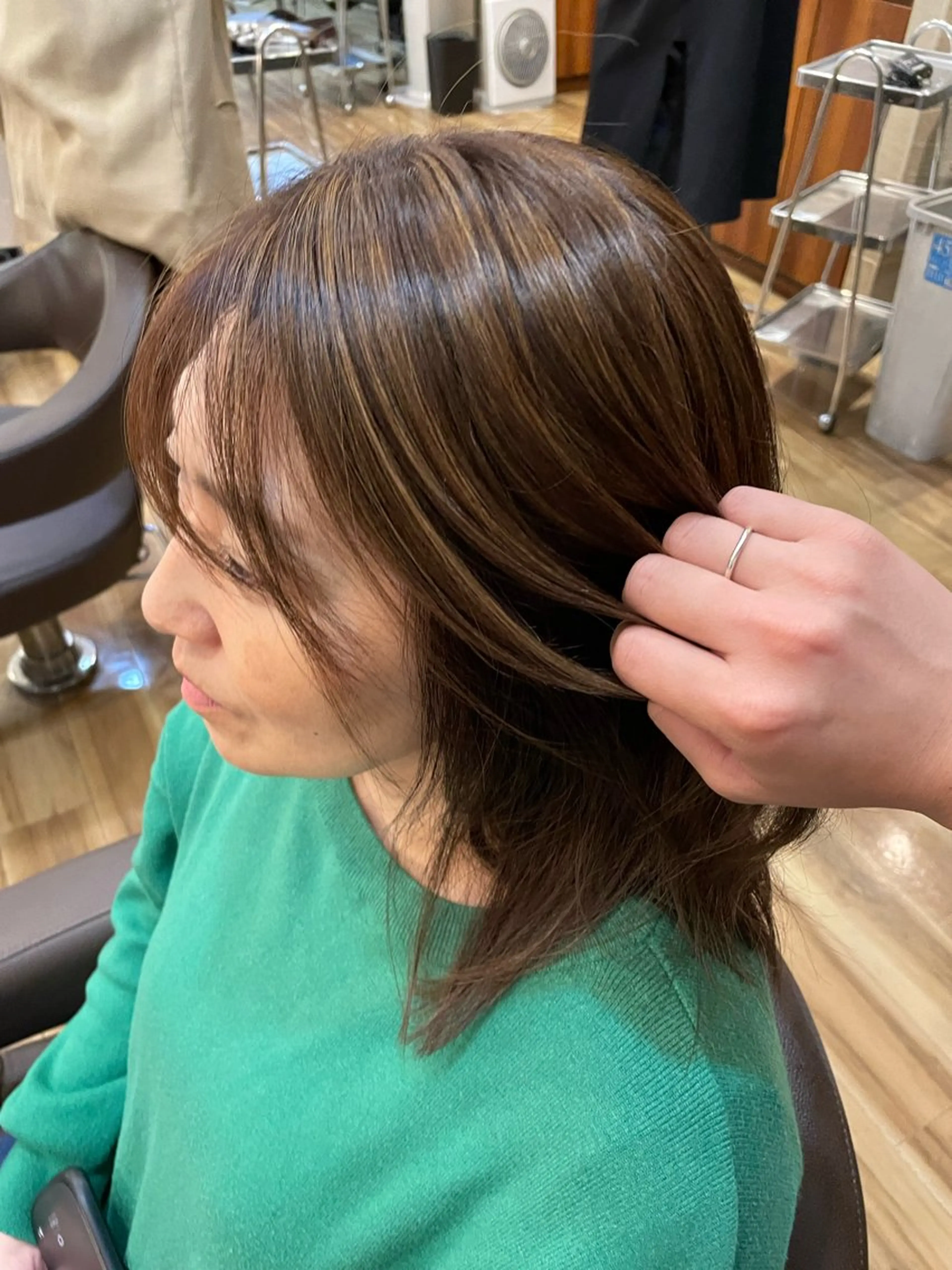 ミディアム カラー ベージュカラー ハイライトカラー ハイライト ヘアカラー 🍑おおしまくるみ 🍑暖色/ボブのヘアスタイル