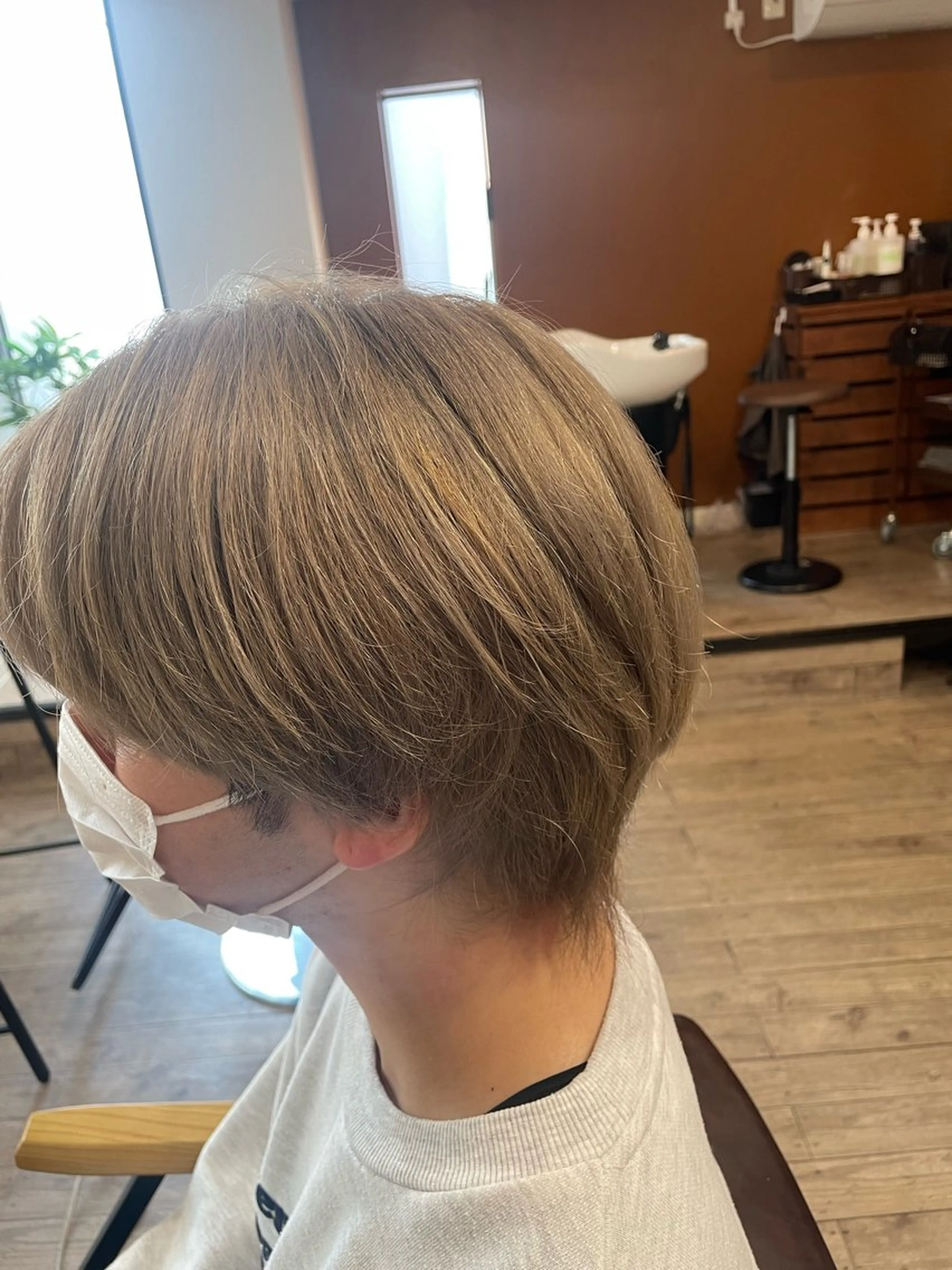 ショート カラー メンズ メンズハイトーン ハイトーンカラー nalu新宿所属・🦋春山 さとみ🦋のヘアスタイル