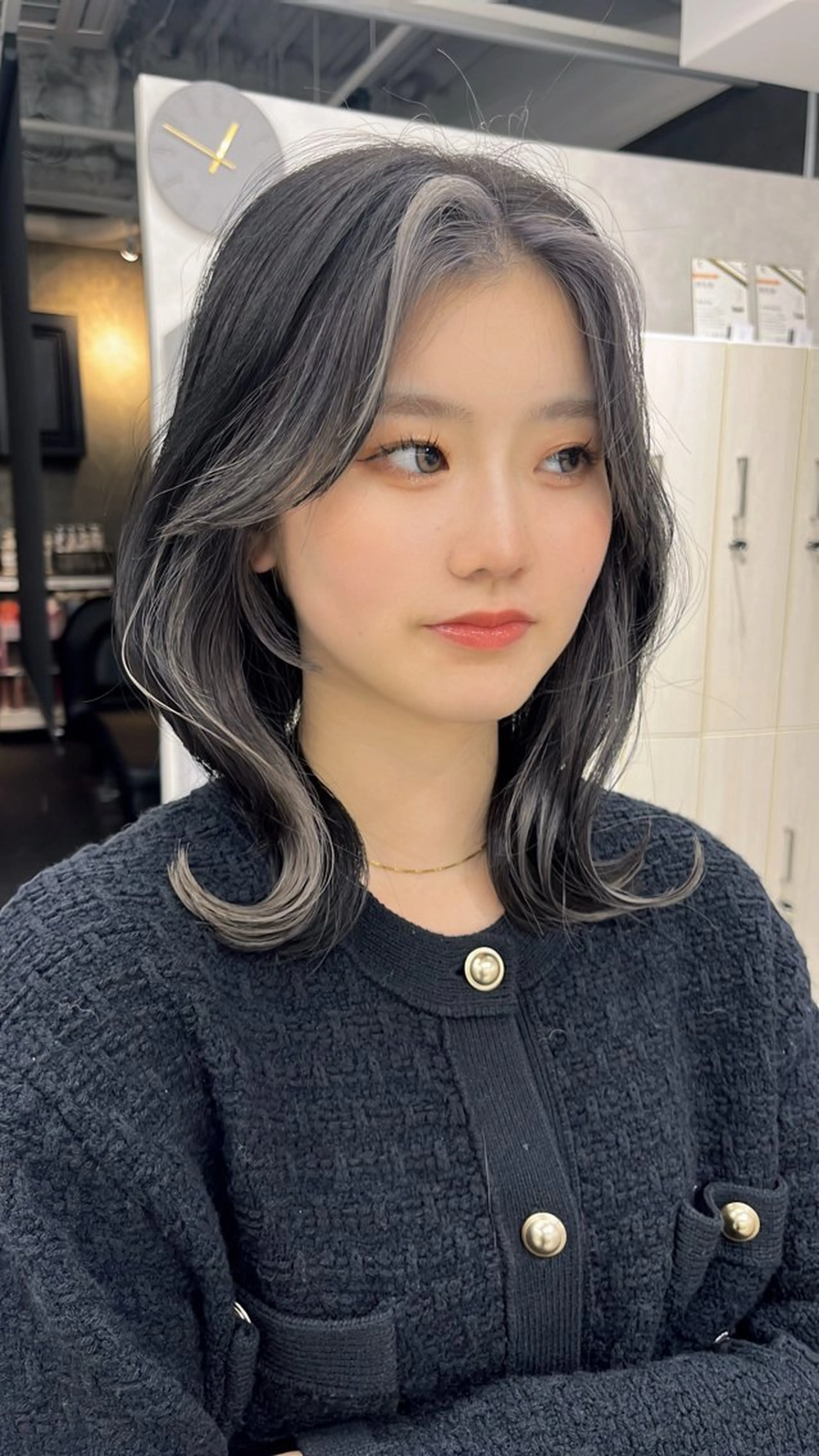 ミディアム ヘアカラー トリートメント 未来 【ボブ・ショート⠀】のヘアスタイル