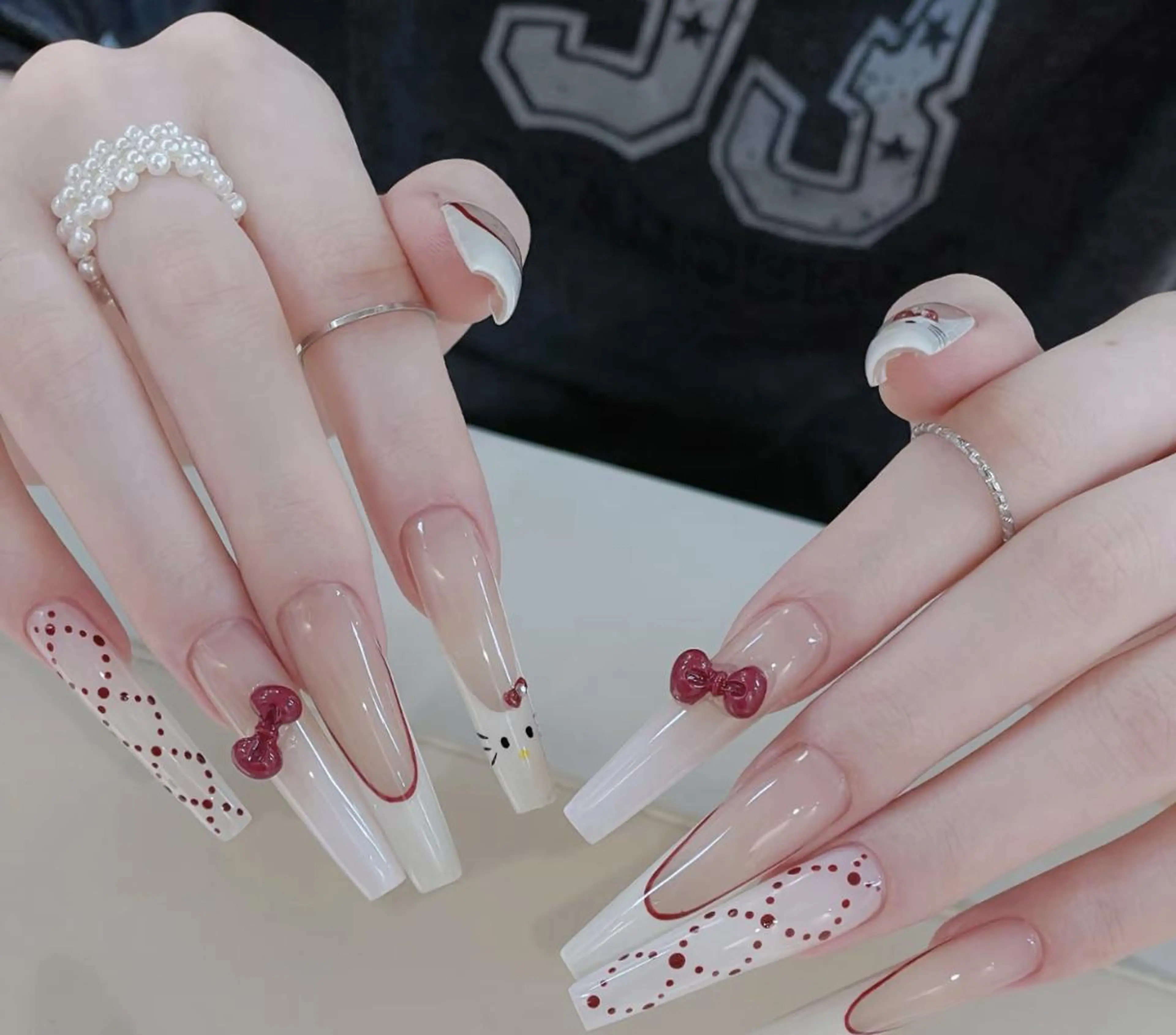 ネイル ハンドネイル ハンドケア 🍑 momo_nailのネイルデザイン