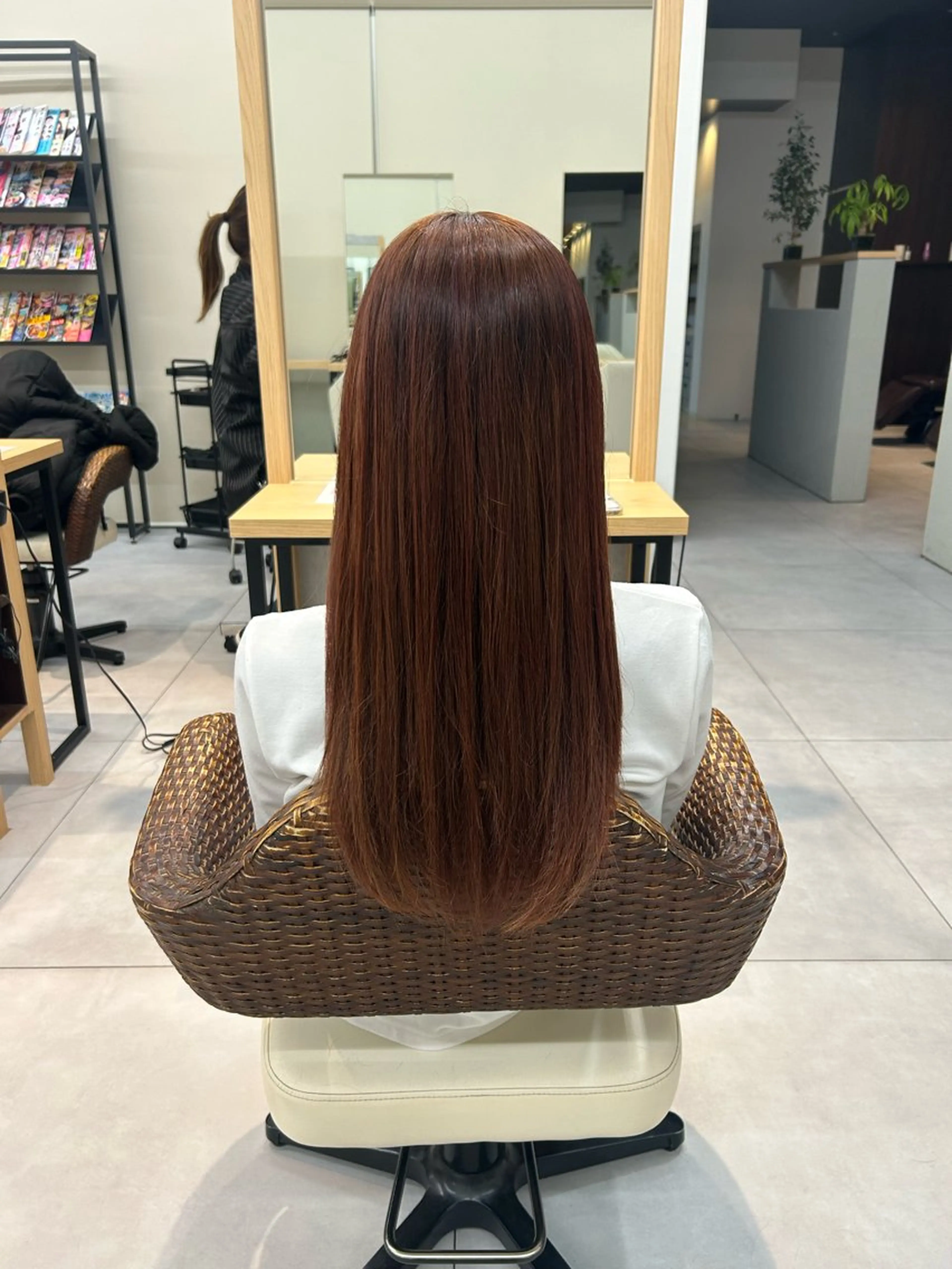 ロング カラー 宇治橋 七海のヘアスタイル