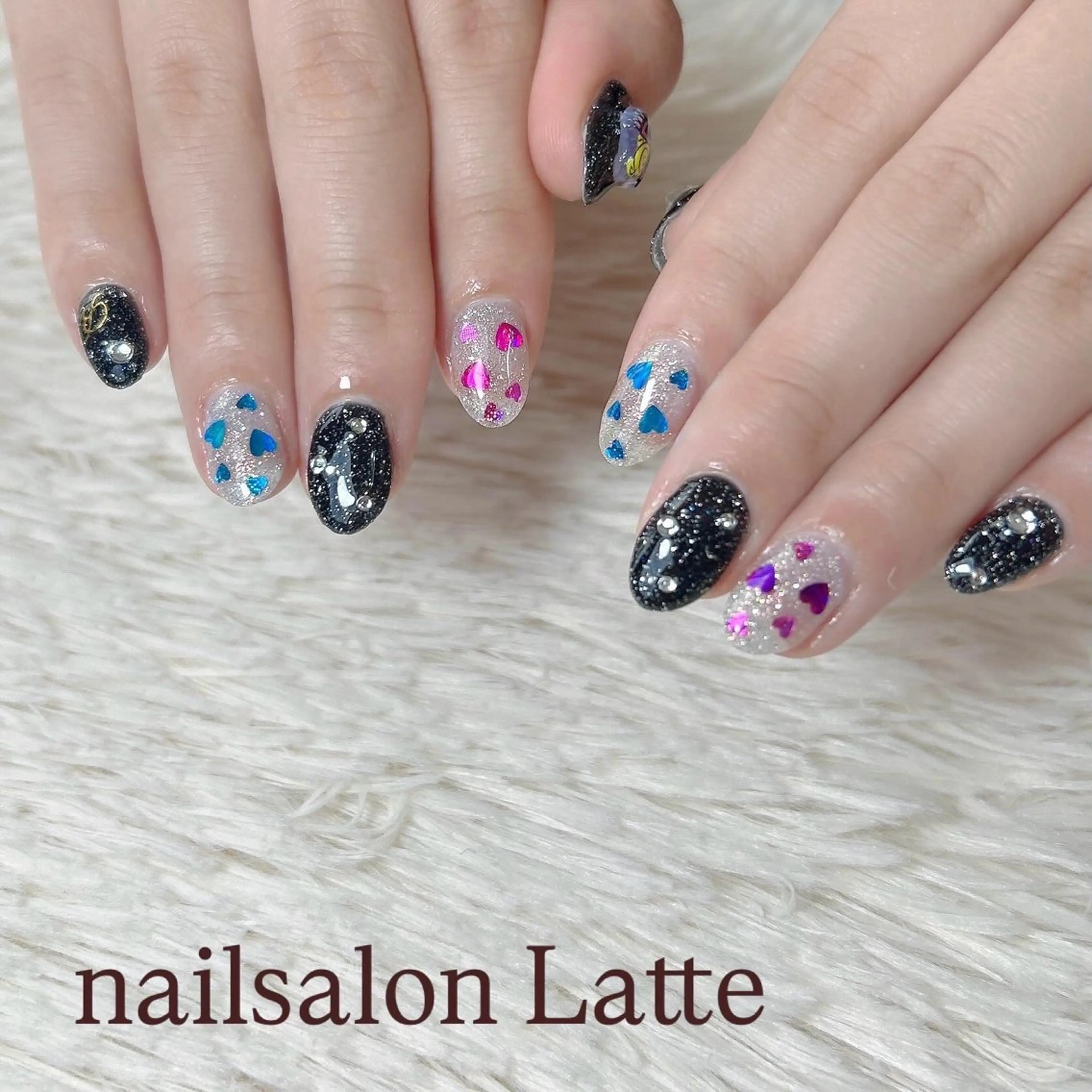 ネイル Nailsalon Latteのネイルデザイン