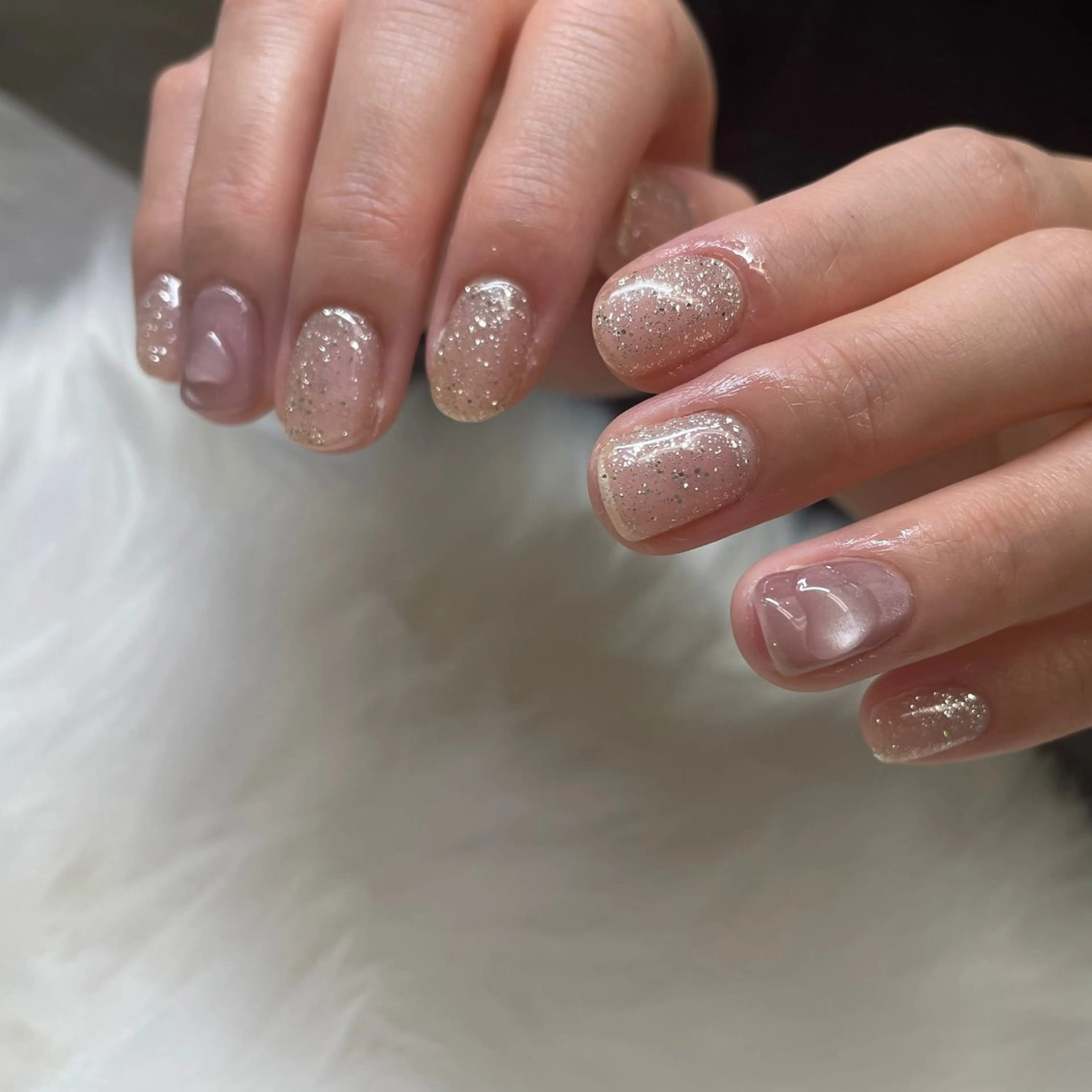 ネイル ハート キラキラネイル 韓国ネイル マグネットネイル シンプルネイル ハンドネイル フットネイル chai大阪上本町 sayakaのネイルデザイン