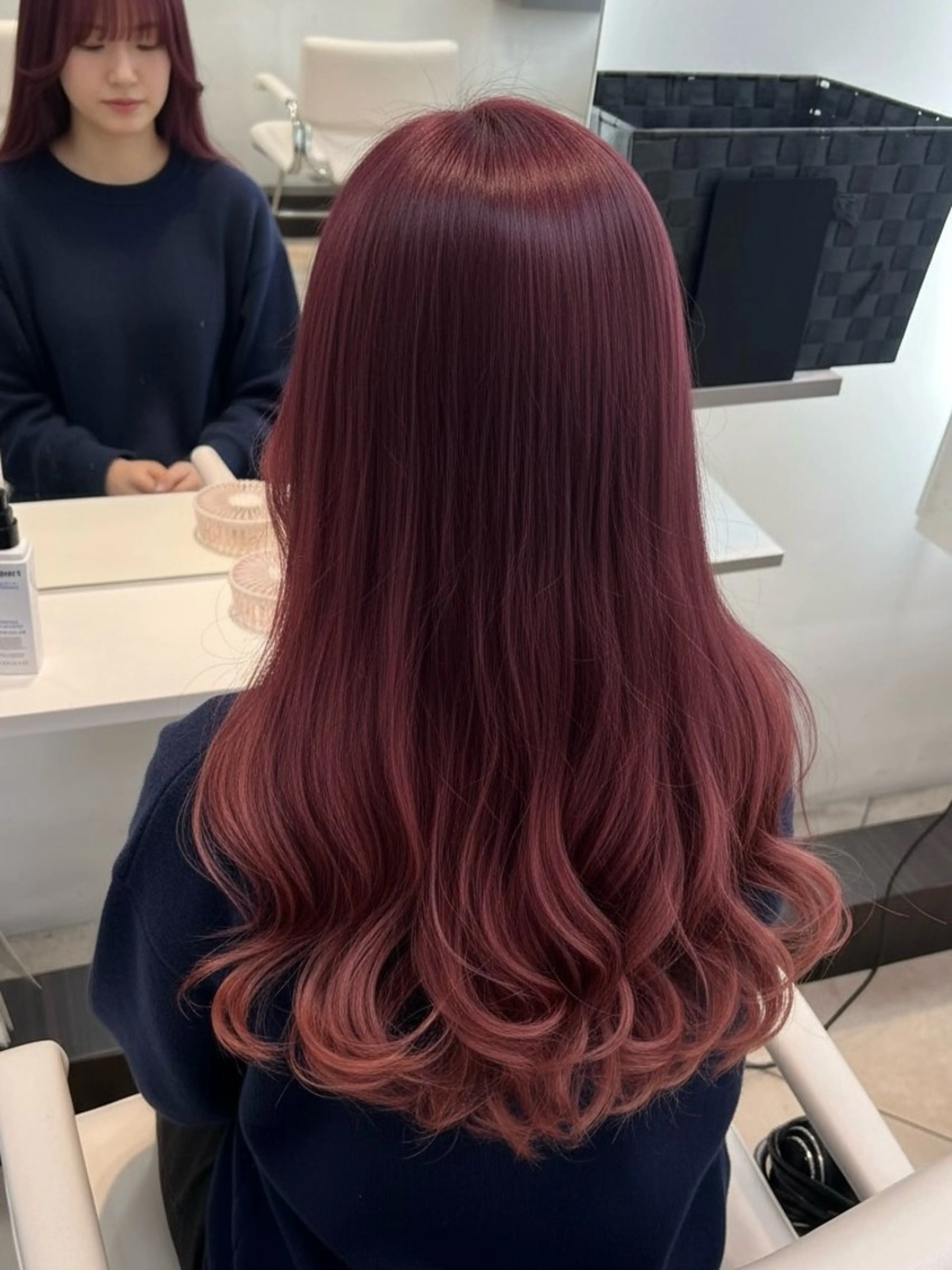 ミディアム カット ヘアカラー パーマ 縮毛矯正 トリートメント ヘッドスパ 艶髪レイヤーの王 また復活の大澤竜馬のヘアスタイル