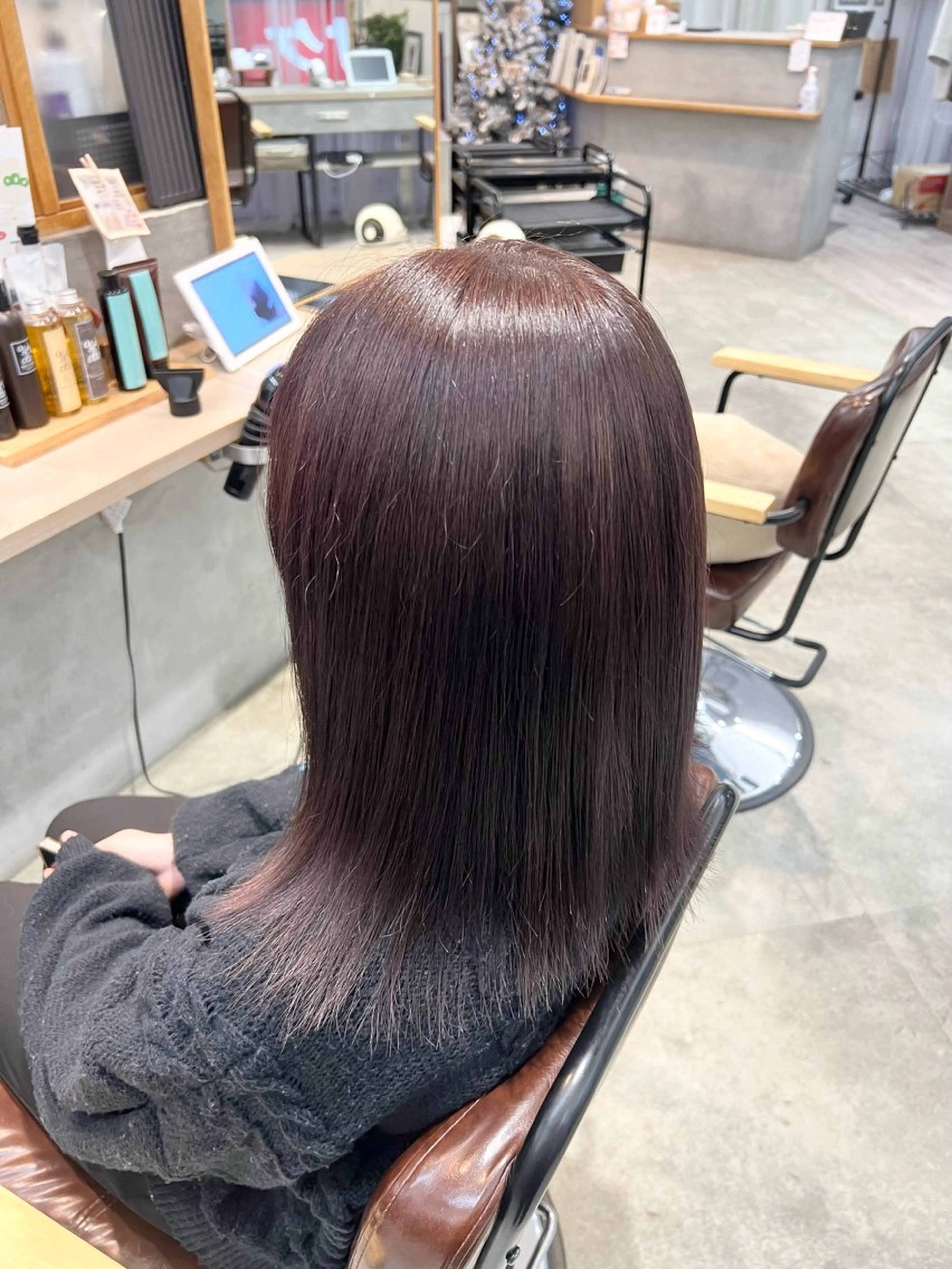 カラー ブラウンカラー カシス ピンクカラー 高山 穂香のヘアスタイル