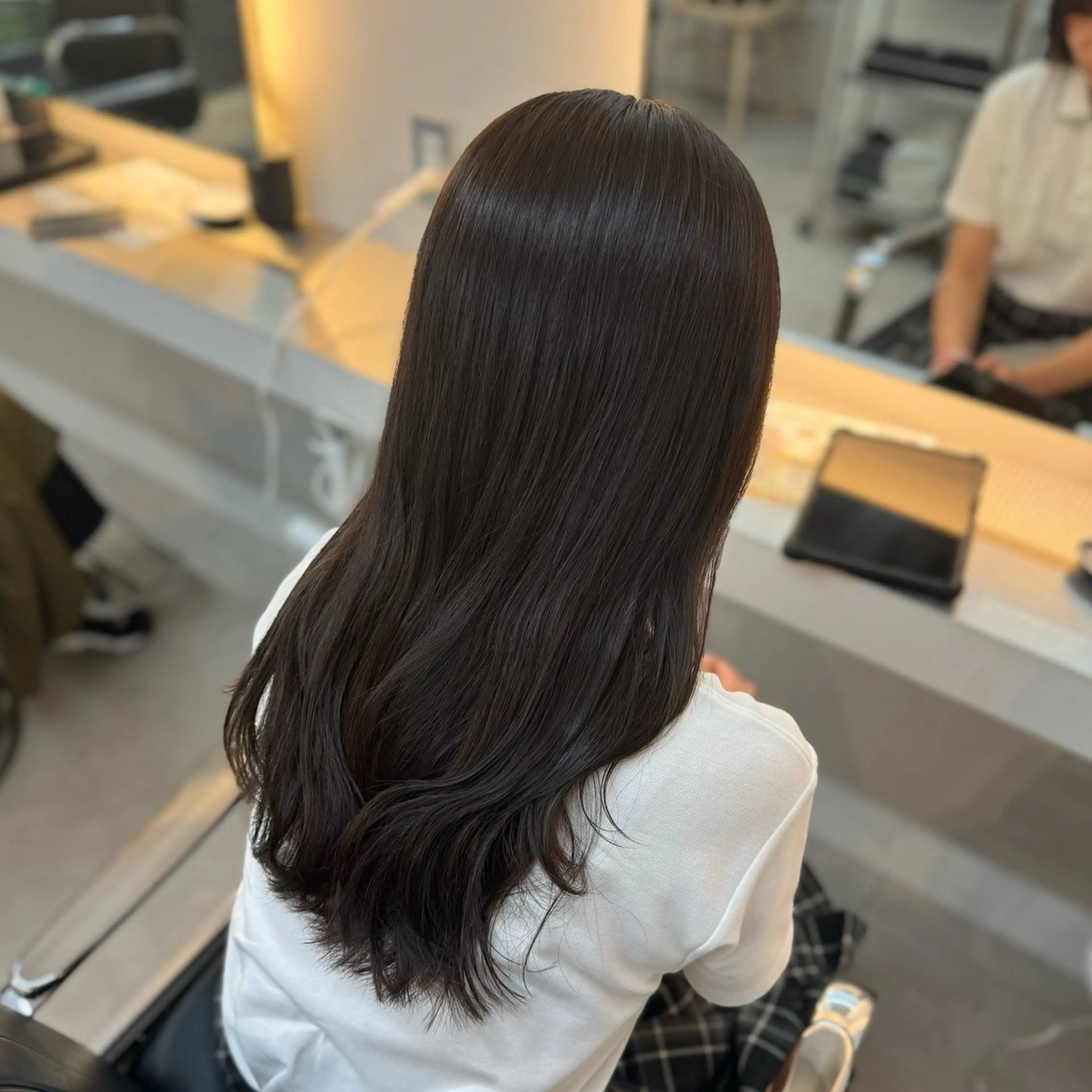 カラー 谷口 真衣のヘアスタイル