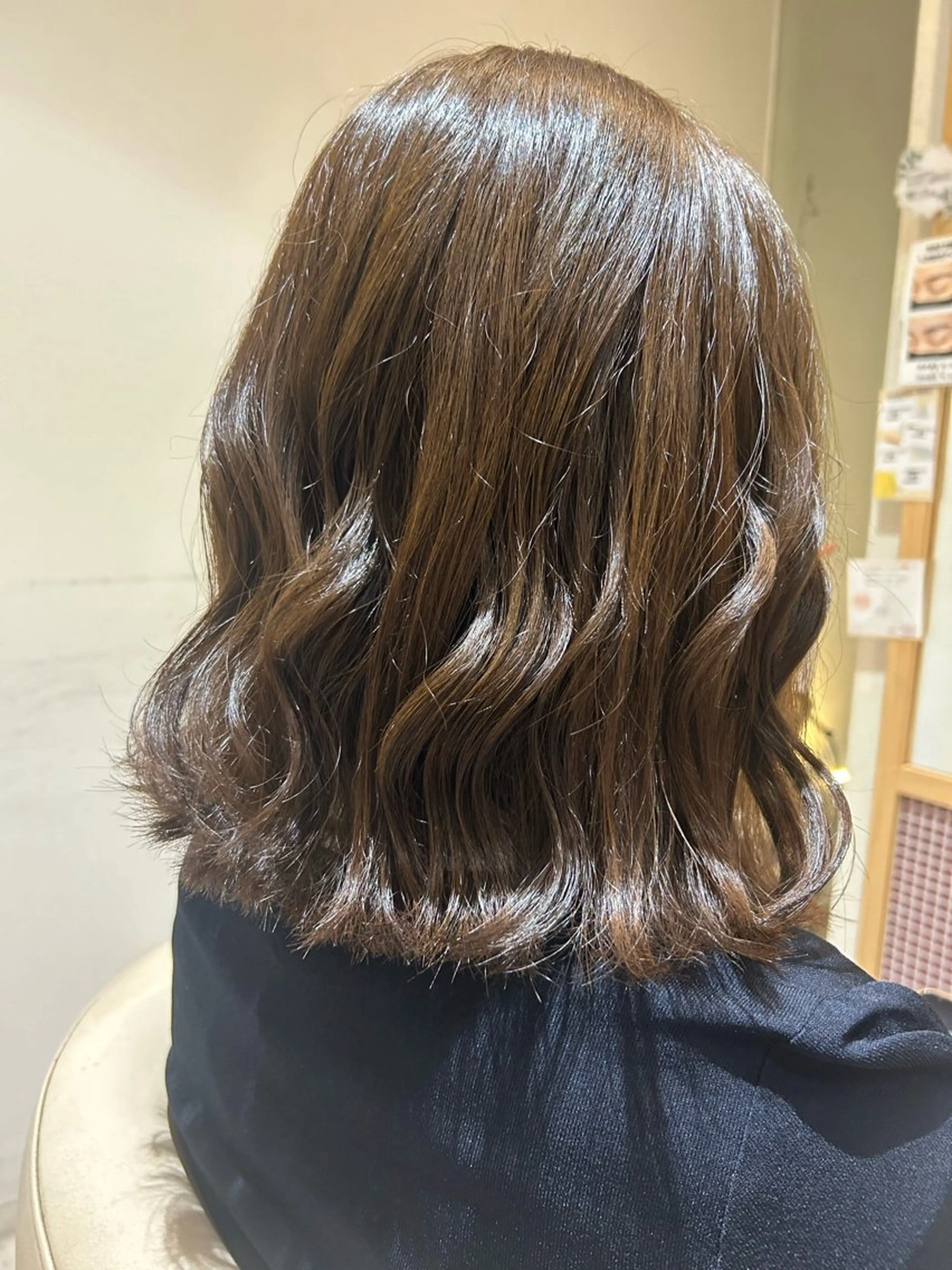 ミディアム カラー カット ヘアカラー 青井 梨紗のヘアスタイル