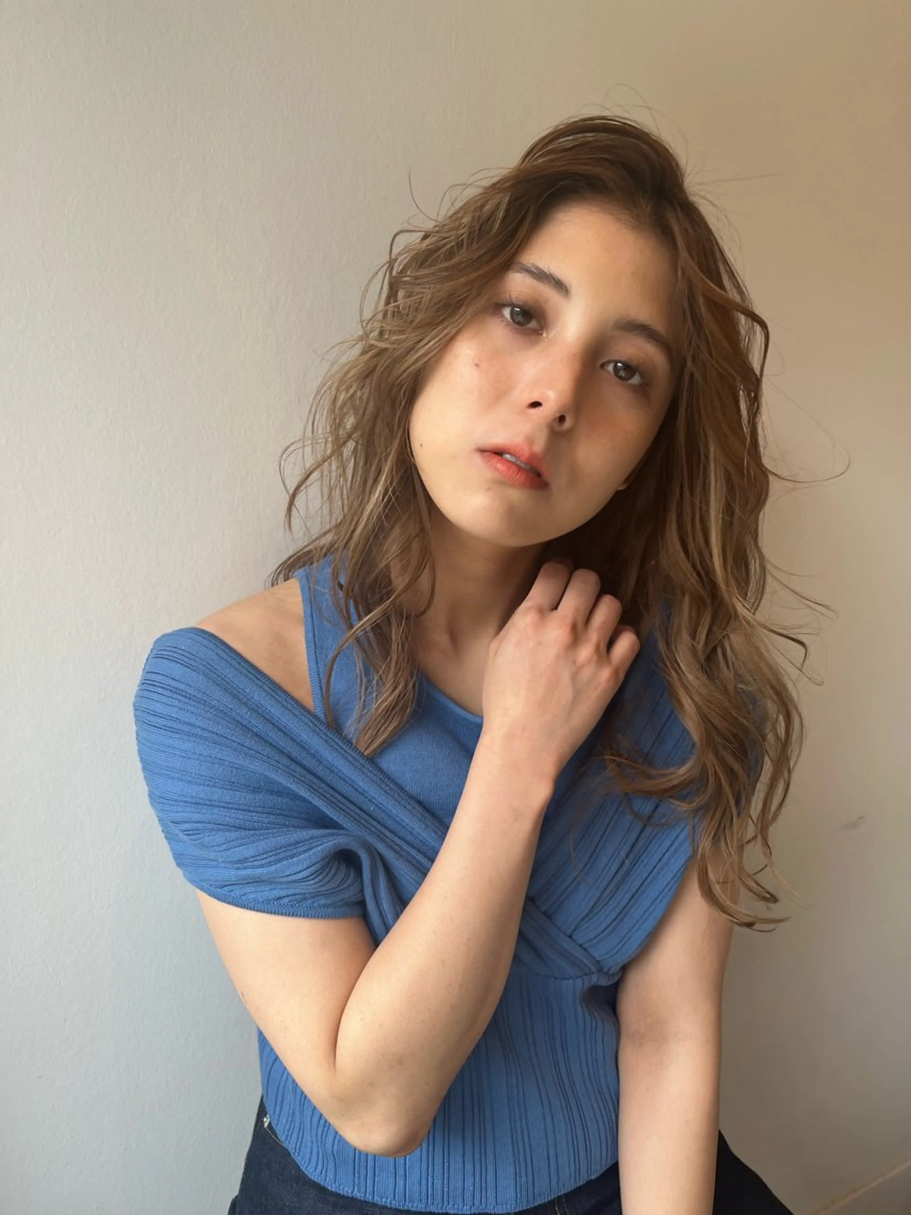 ロング 三好 菜月のヘアスタイル