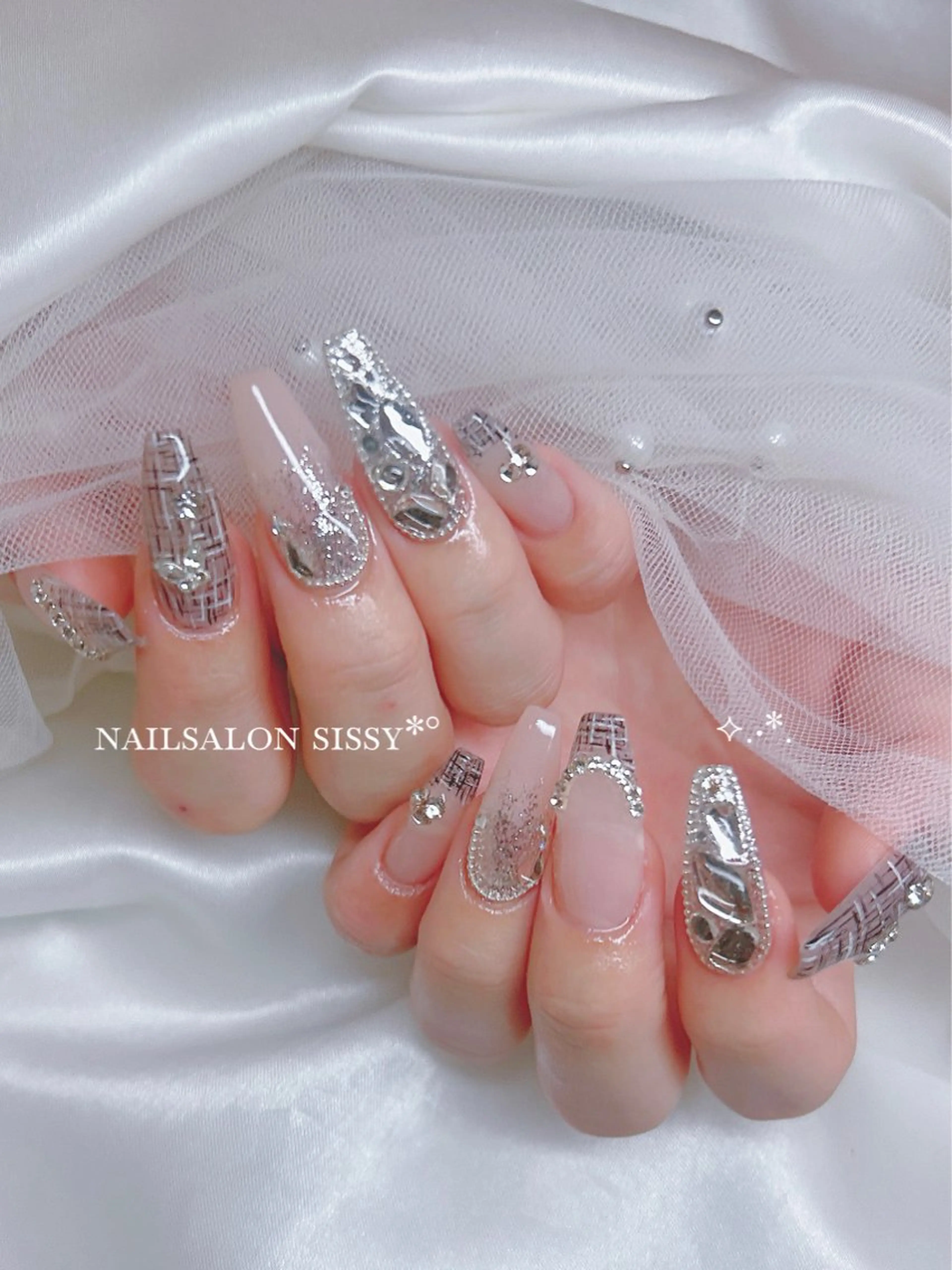 ネイル ハンドネイル sissy suzukaのネイルデザイン