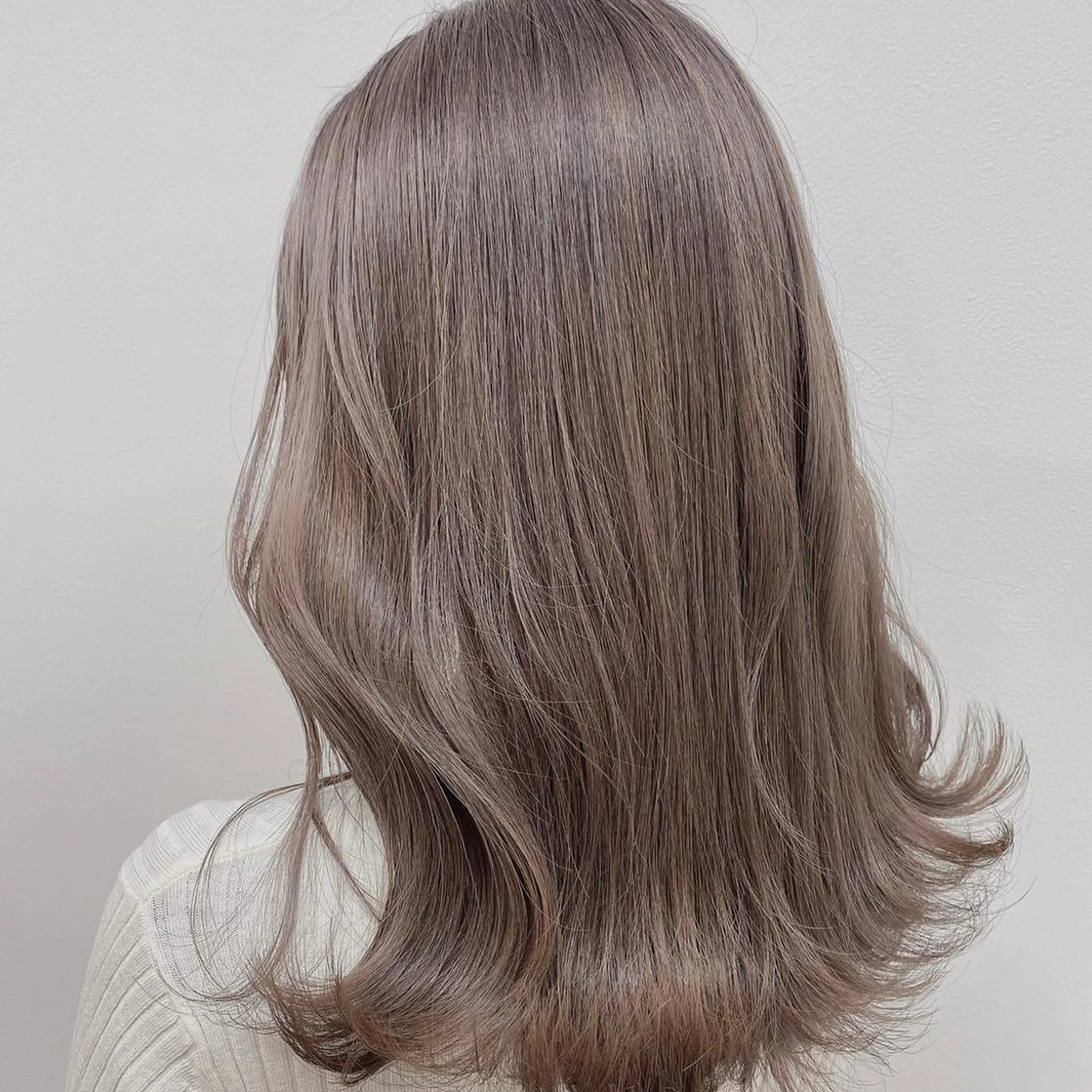 ミディアム トリートメント グレージュ 透明感 ブリーチなし田島晃汰のヘアスタイル