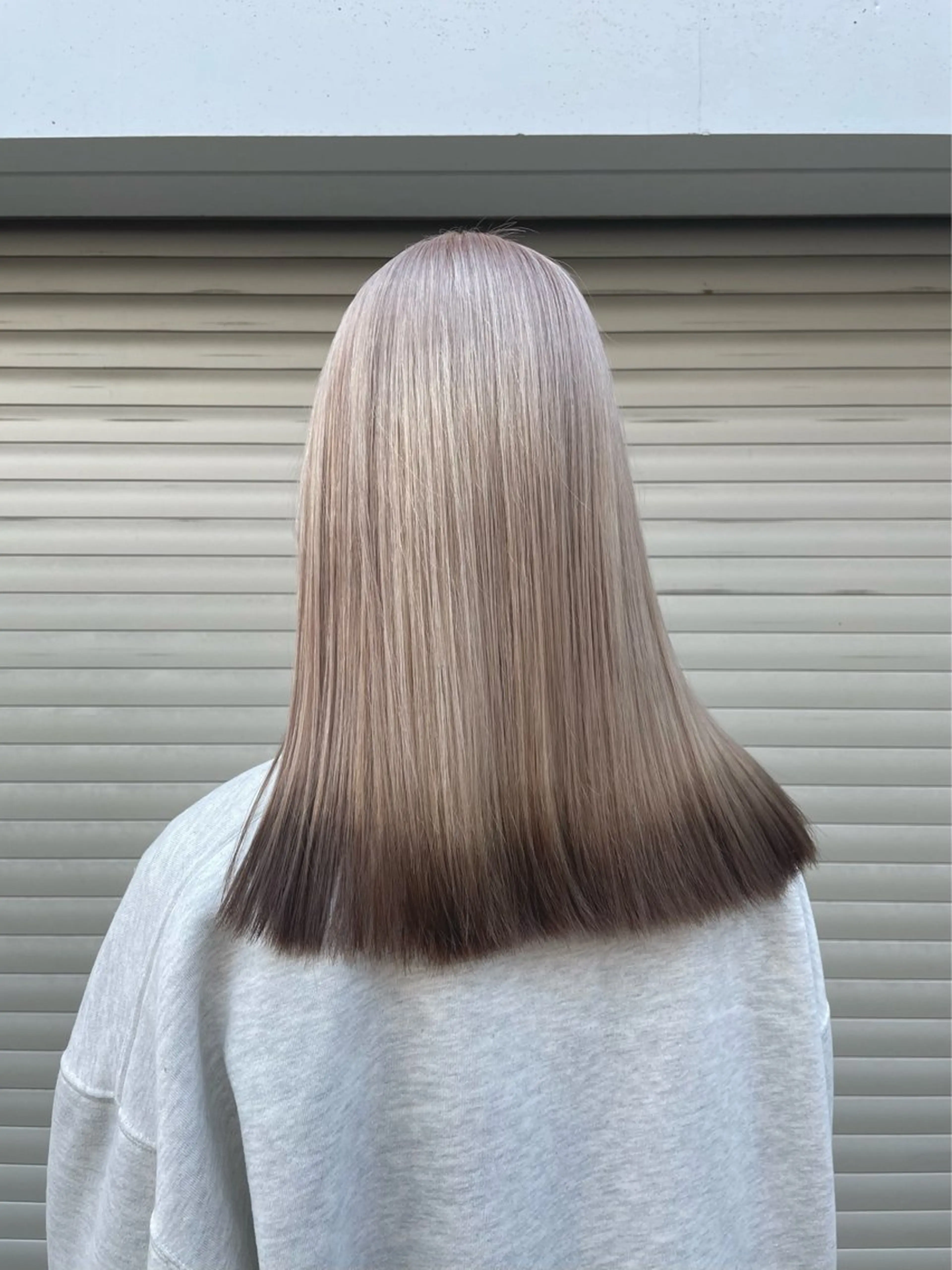 🌸4月限定🌸【 ⭐️ブリーチあり/カットあり⭐️ 】カット+裾カラー+3step トリートメントの写真