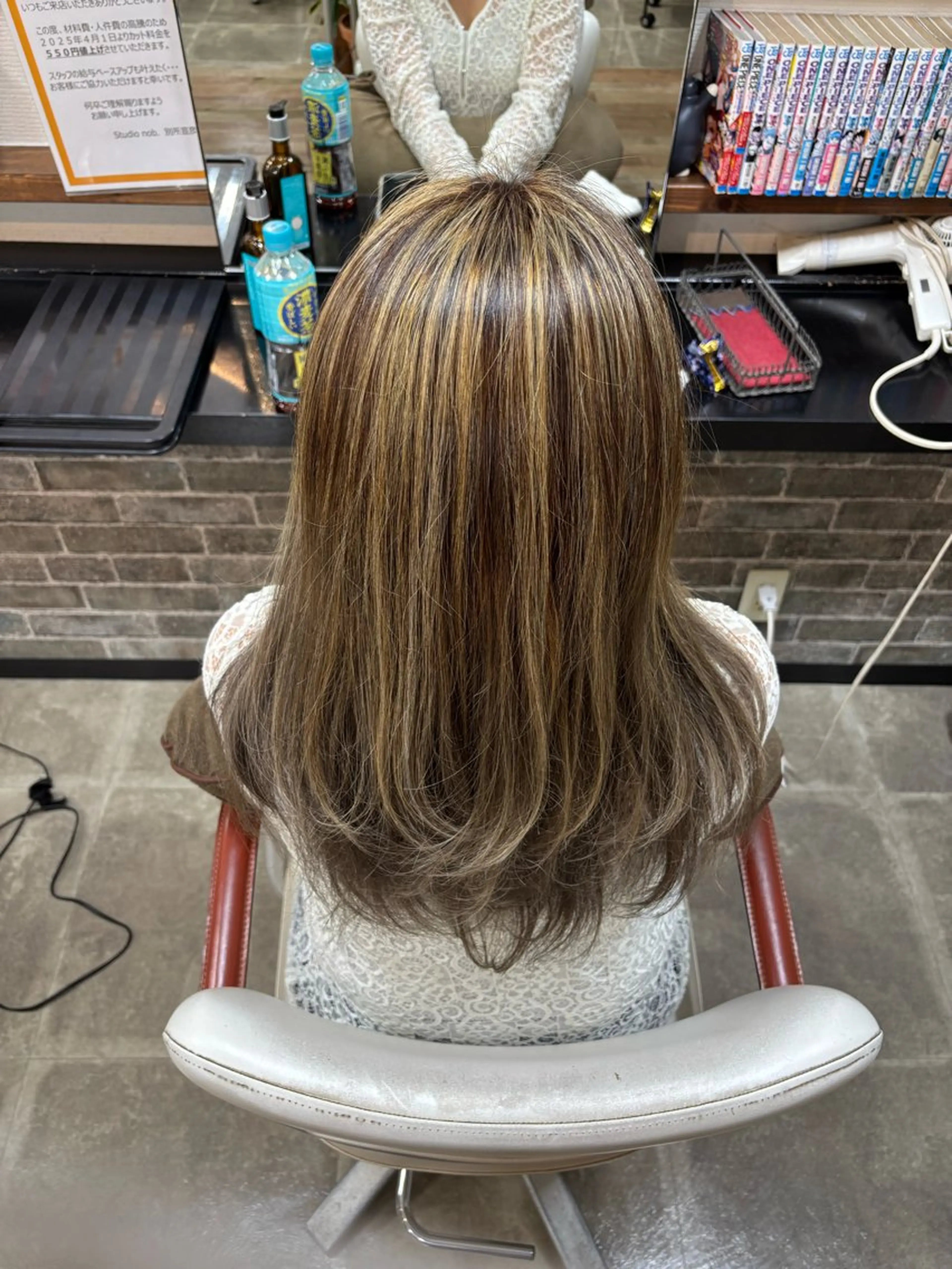 ロング カラー ヘアアレンジ ハイライトカラー ハイライト ヘアカラー イツキ🌕デザインカ ラー🥨髪質改善🫧のヘアスタイル