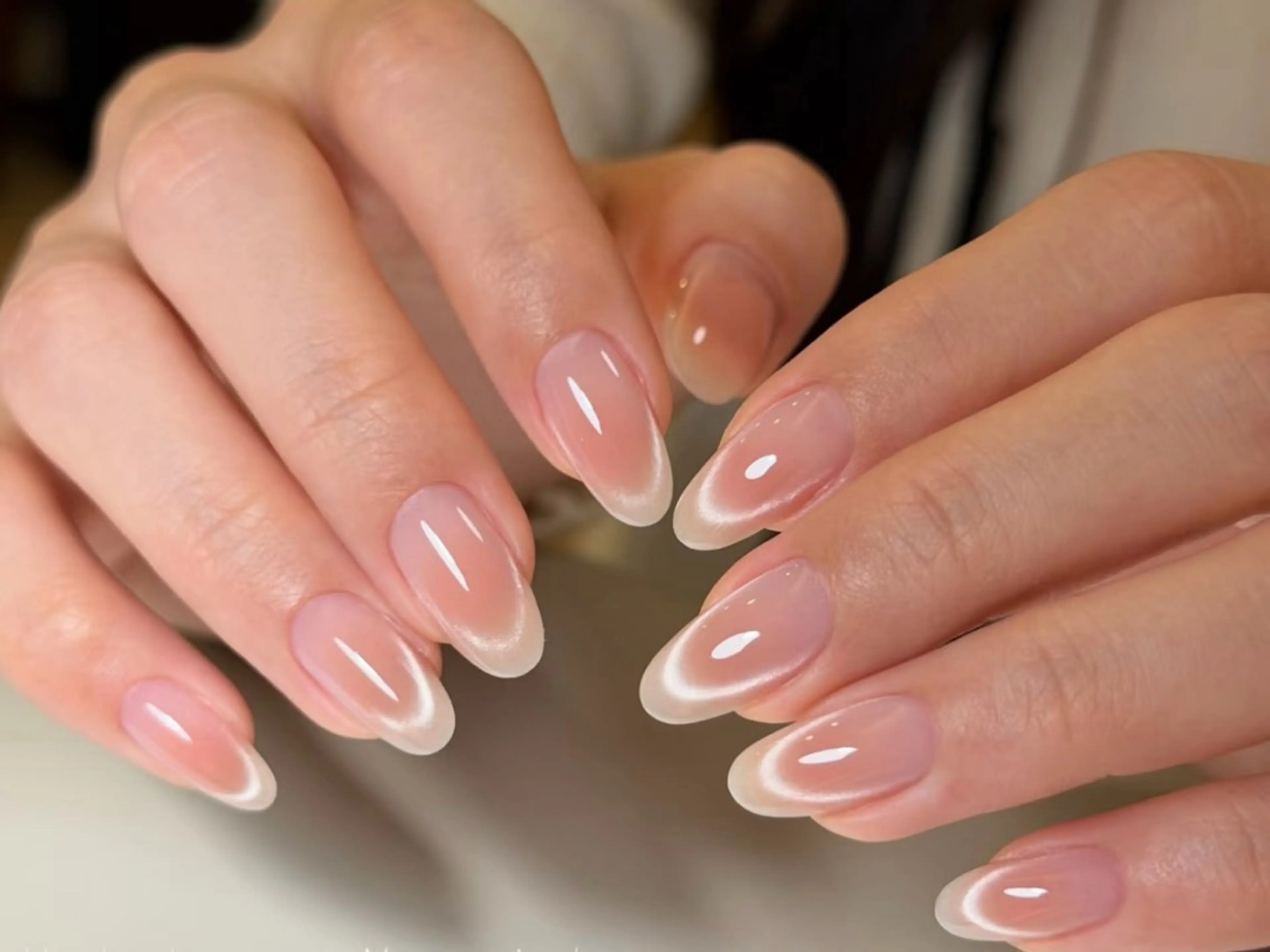セミロング ハンドネイル Mi raのネイルデザイン