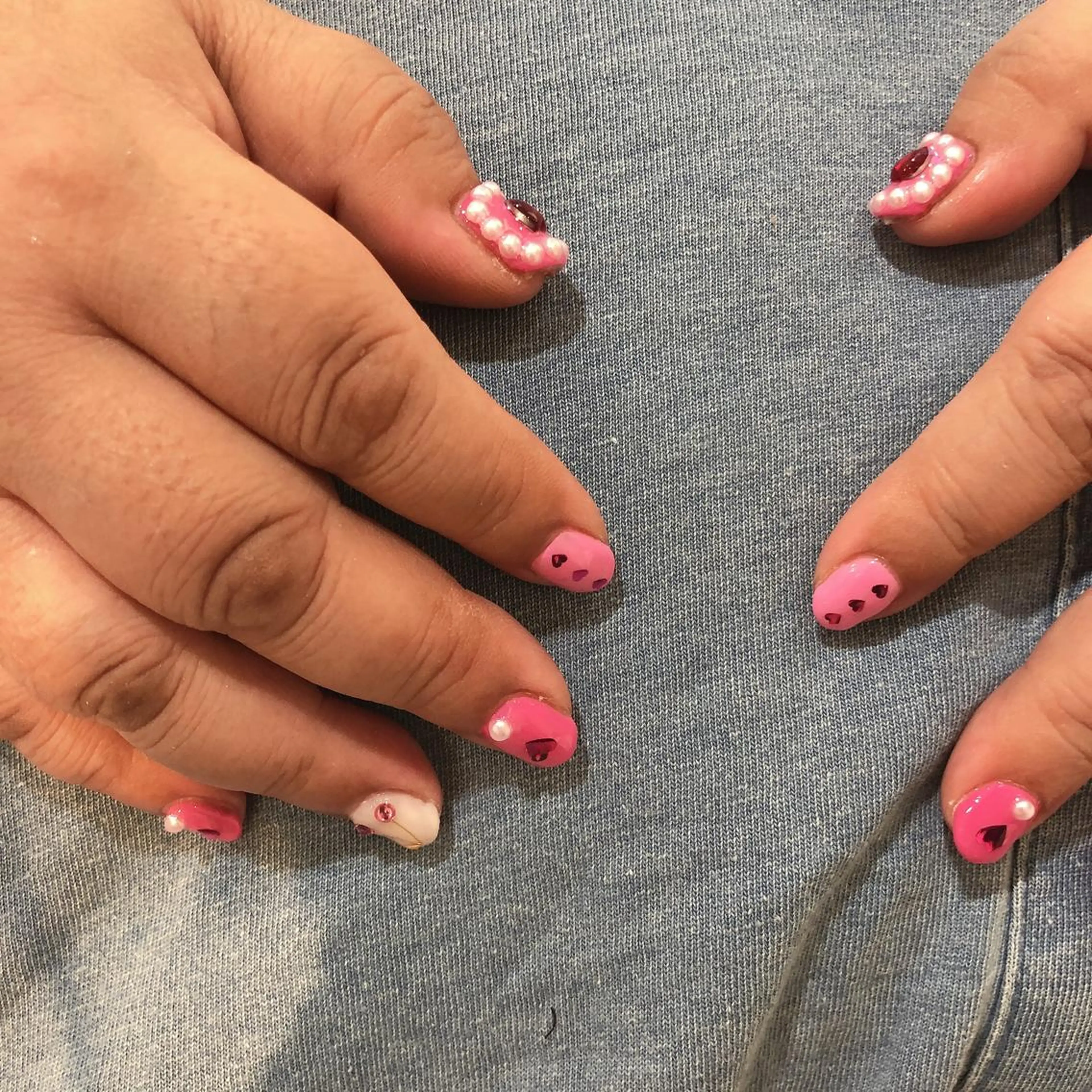 ネイル ピンク 原 麻耶のヘアスタイル