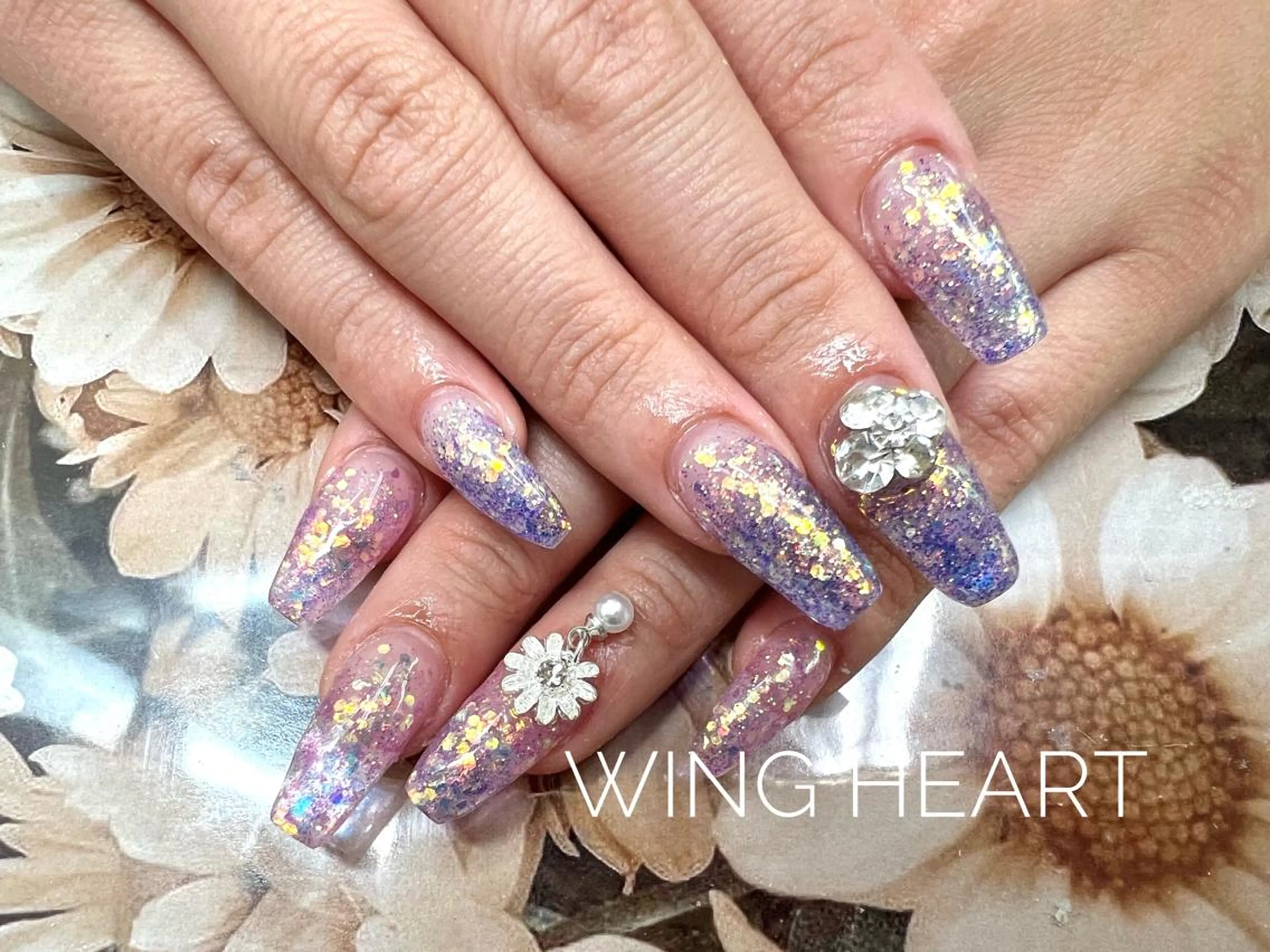 ネイル I. AYUMIのネイルデザイン