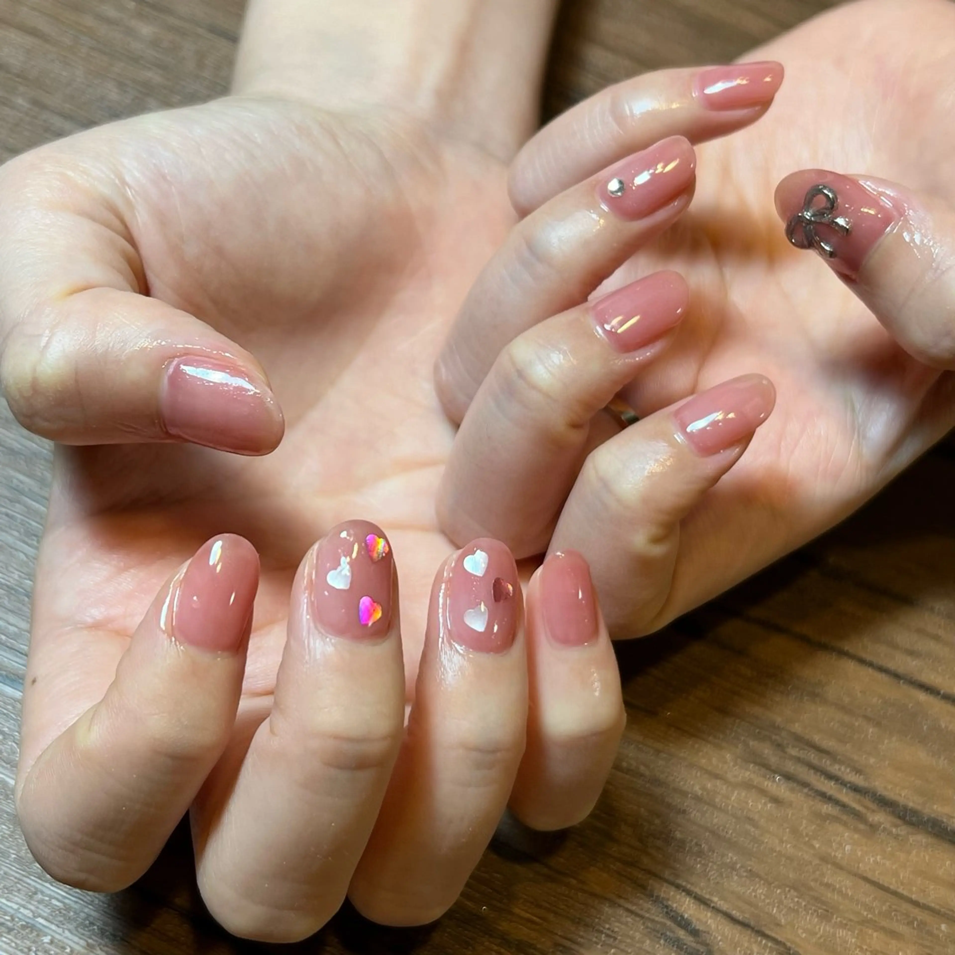 ネイル HENRIETTA NAILSALONのネイルデザイン