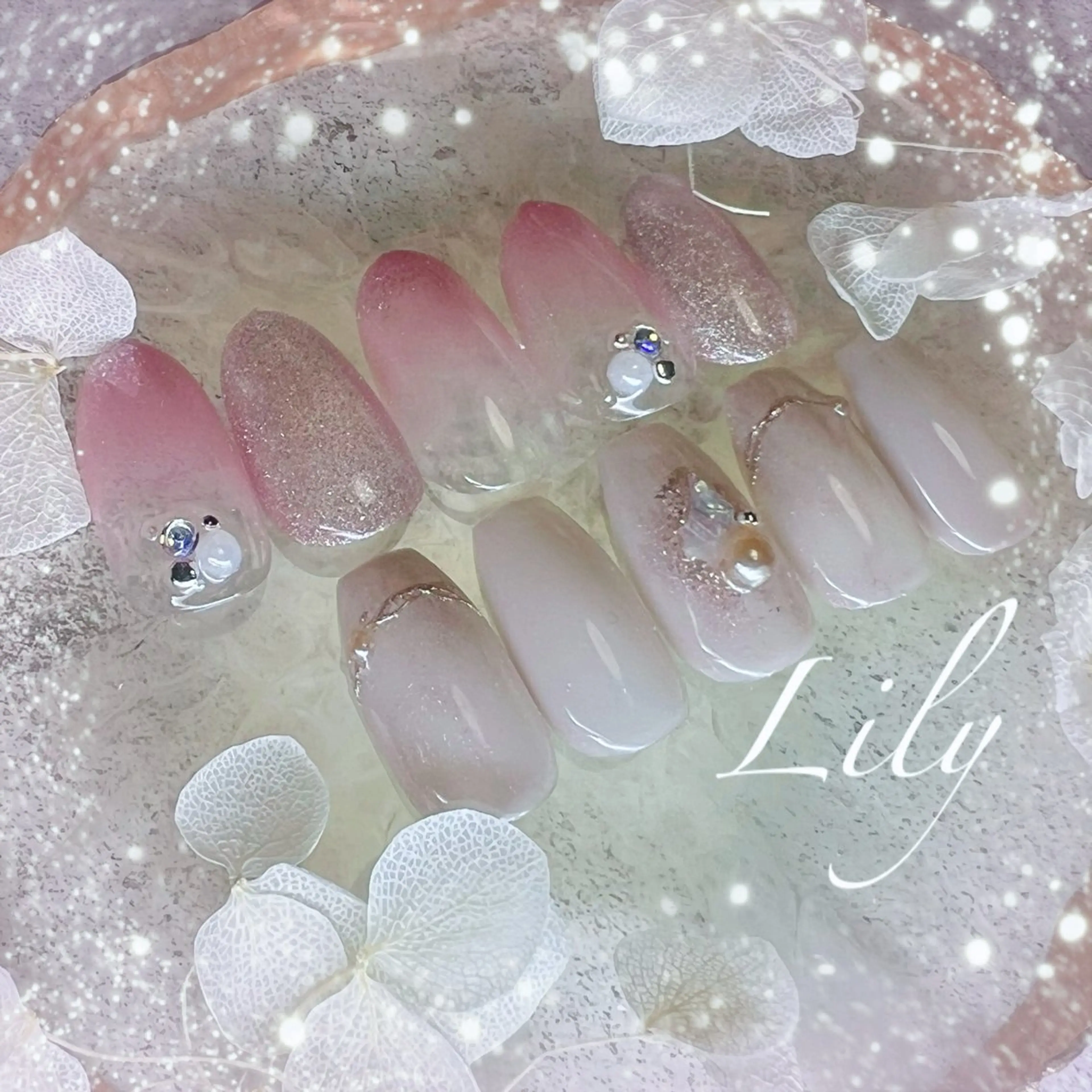ネイル ハンドネイル Lily*nail 🌻Mii🌻のネイルデザイン