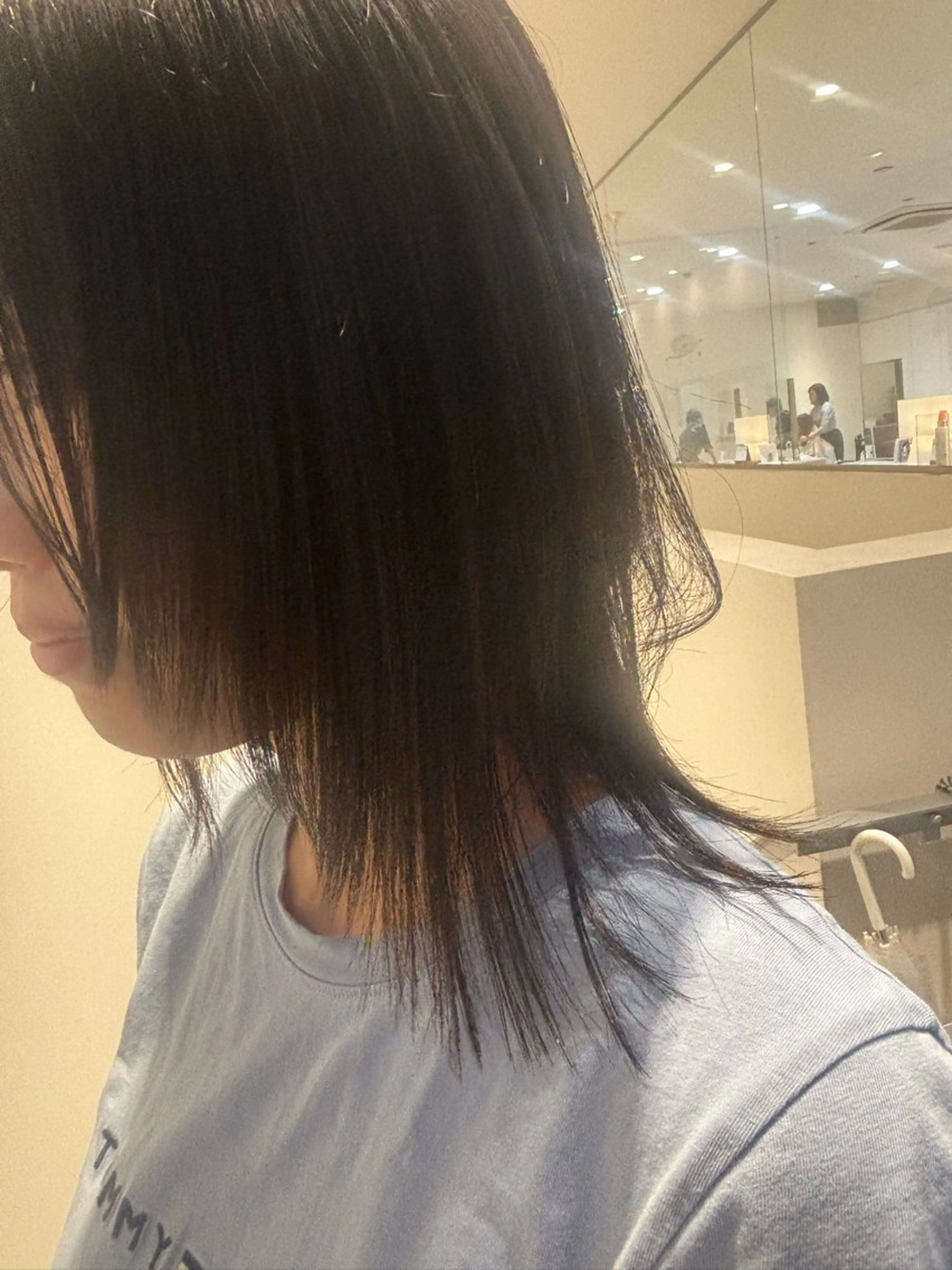 ミディアム ハッシュカット 堀 ゆきみのヘアスタイル