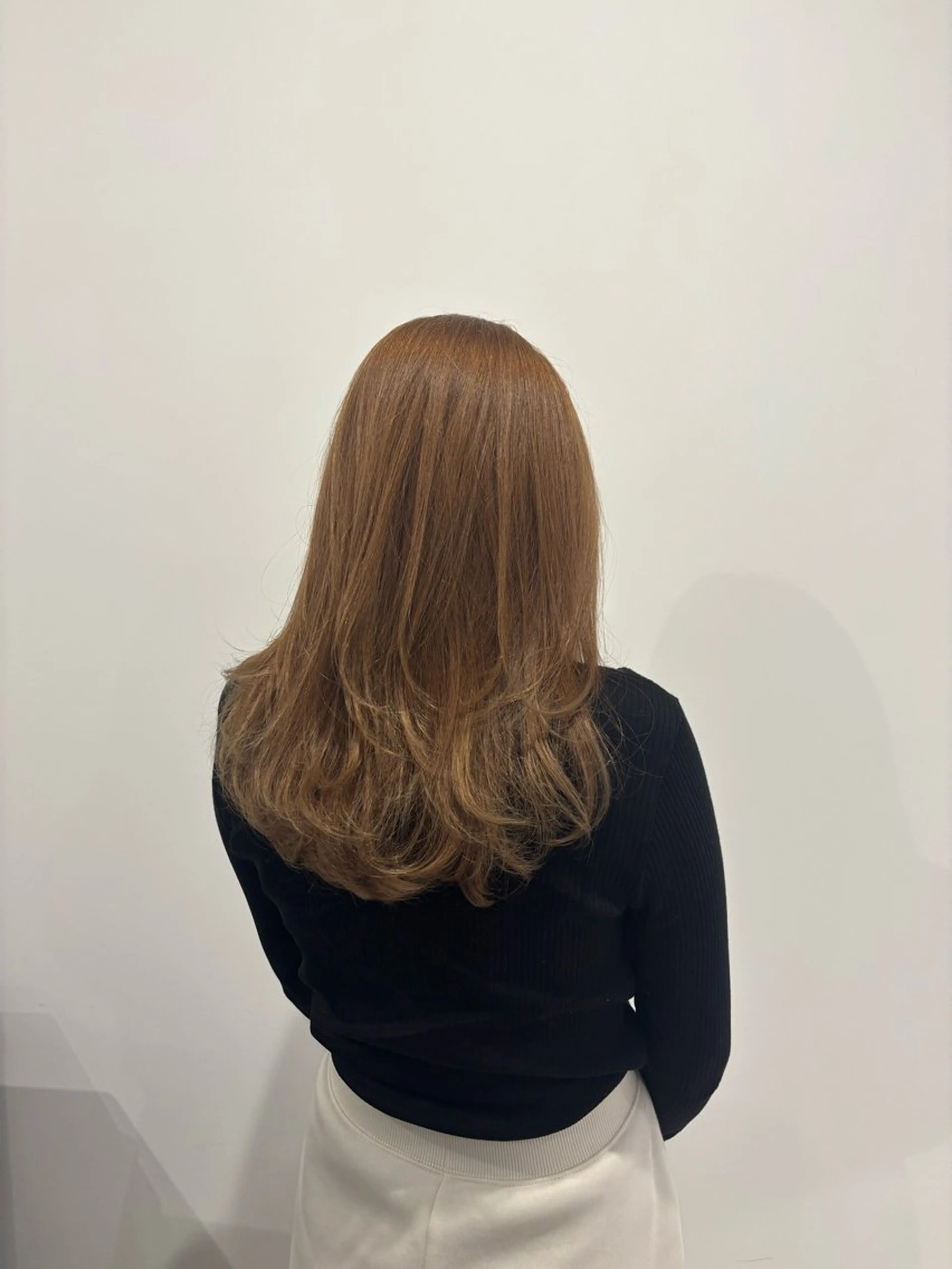 セミロング カラー 熊取谷 茉那のヘアスタイル
