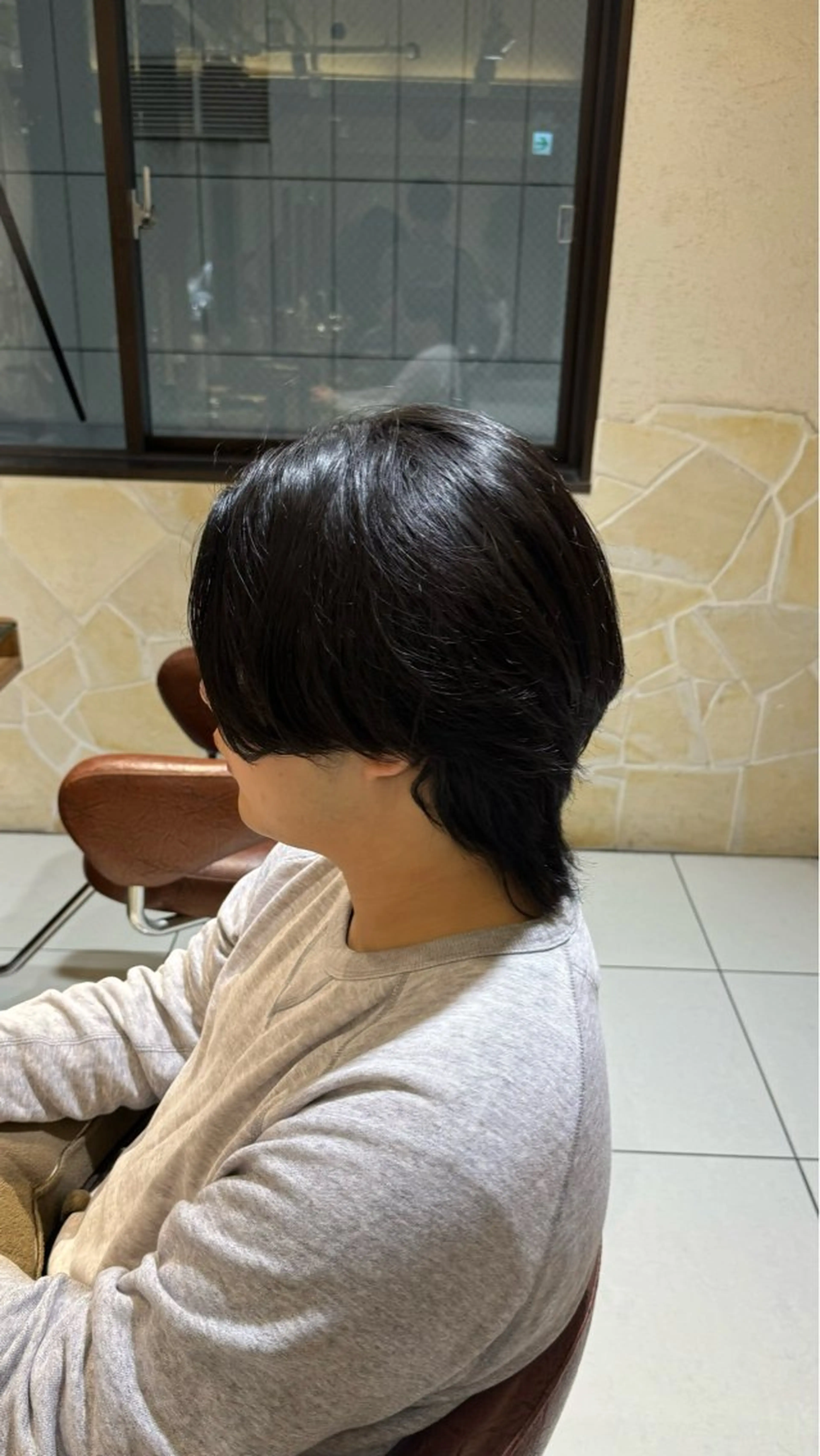 ミディアム パーマ メンズ 新宿のパーマ職人/ メンズパーマ/石見のヘアスタイル