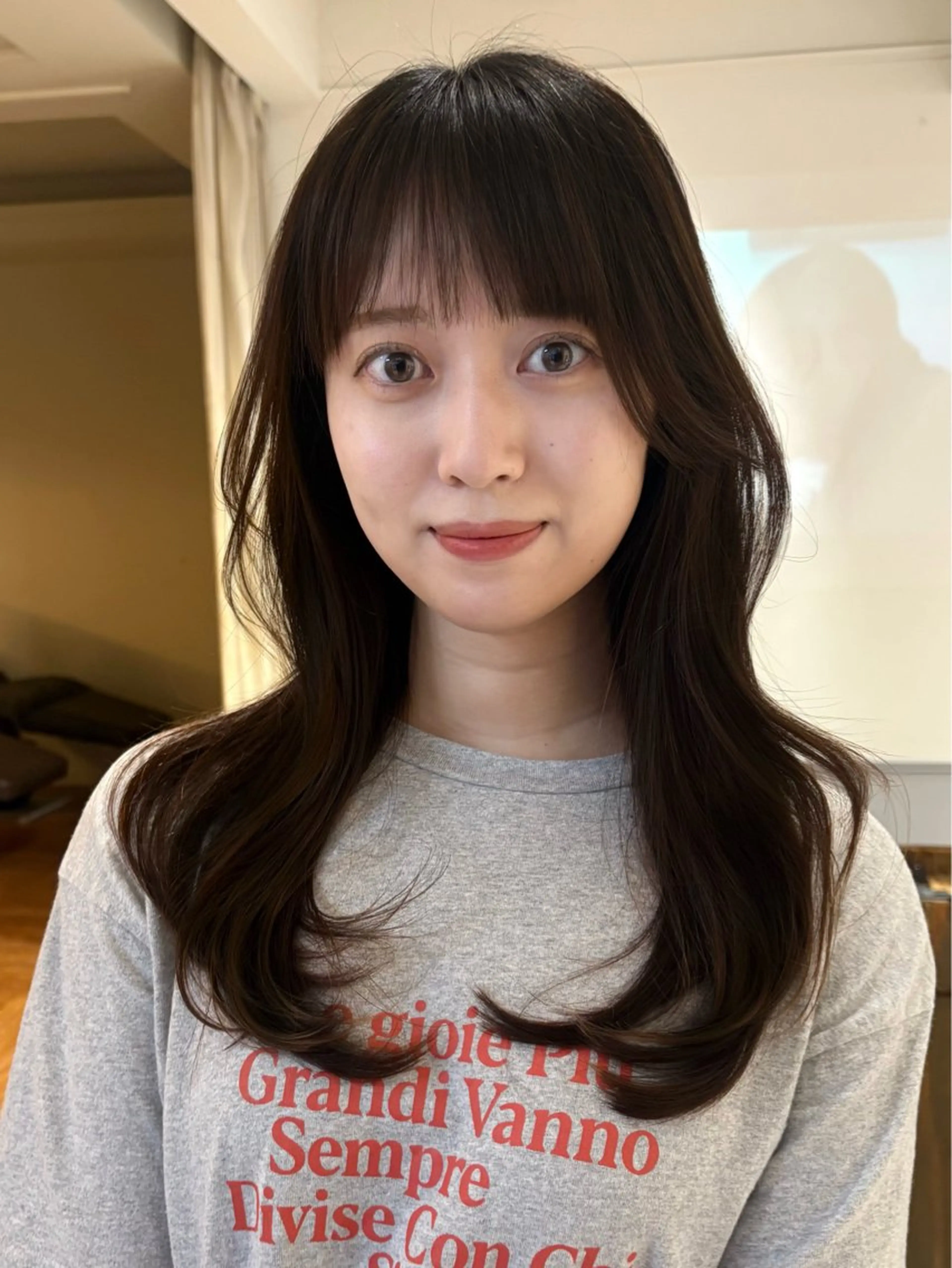 セミロング SIKI yuuna レイヤーカット🪽のヘアスタイル