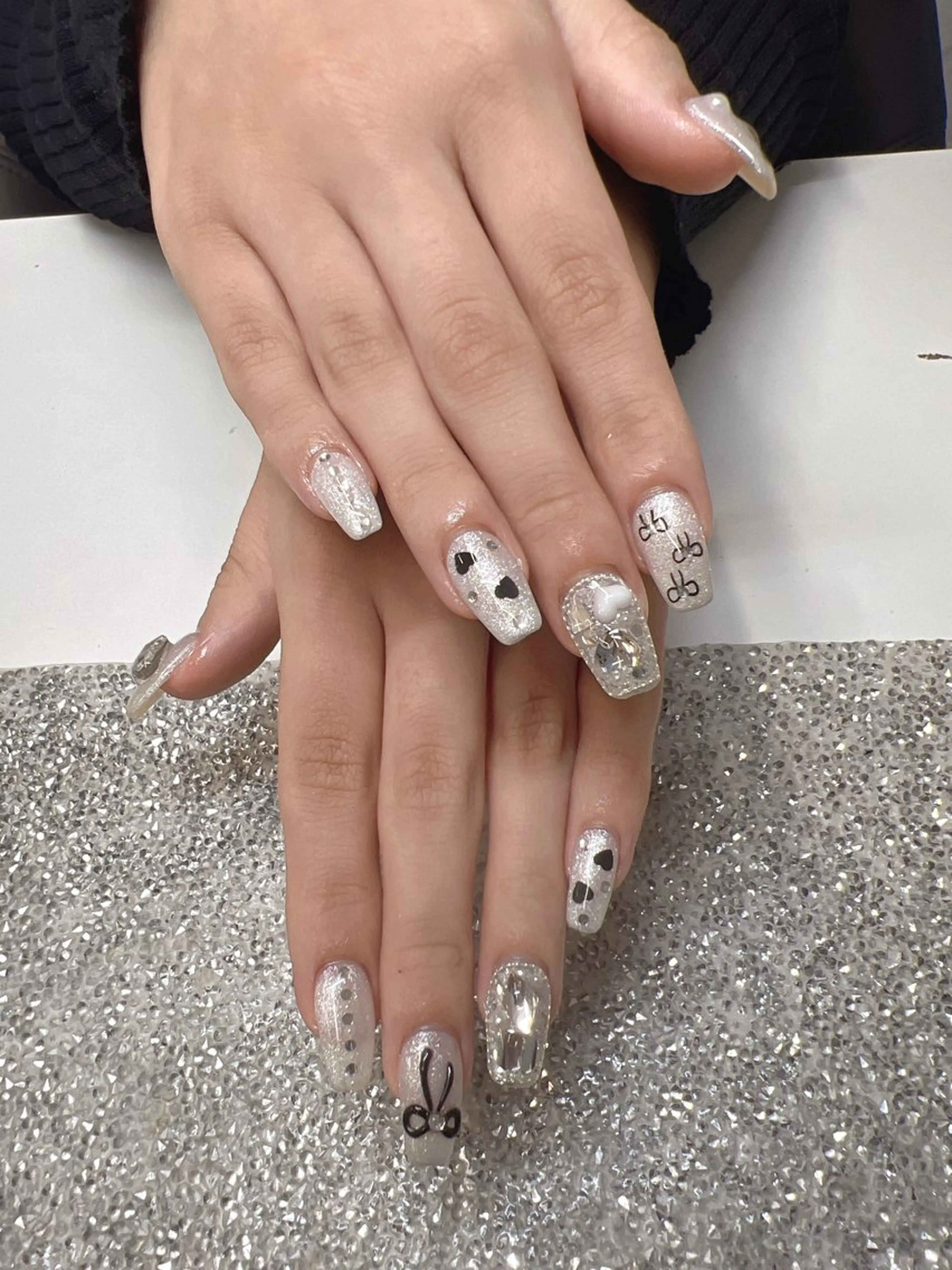 ネイル ガレンドウ 白澤 愛子のネイルデザイン