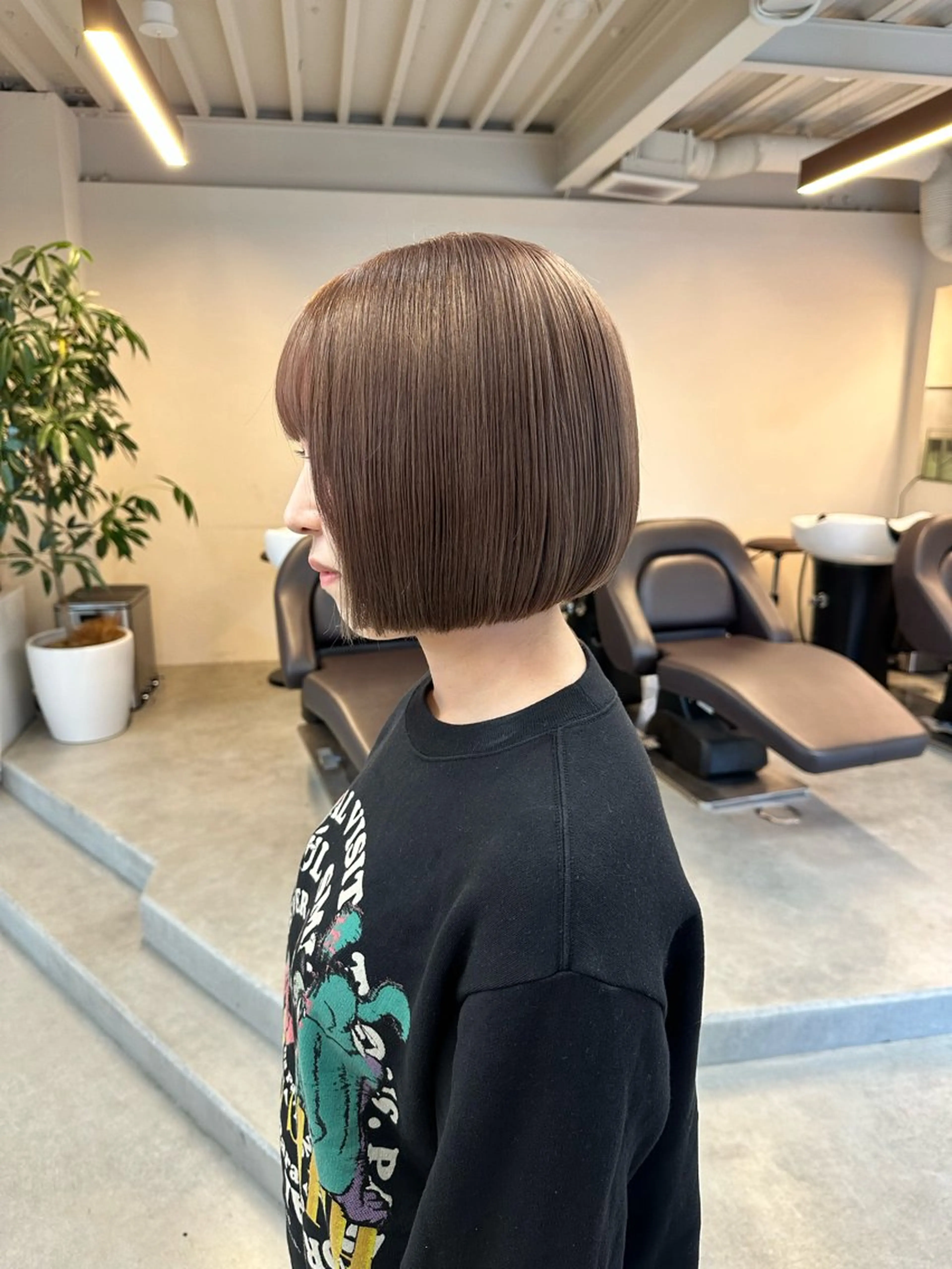 ショート カラー ハイトーン×似合わせ 🌱中川慎之介のヘアスタイル