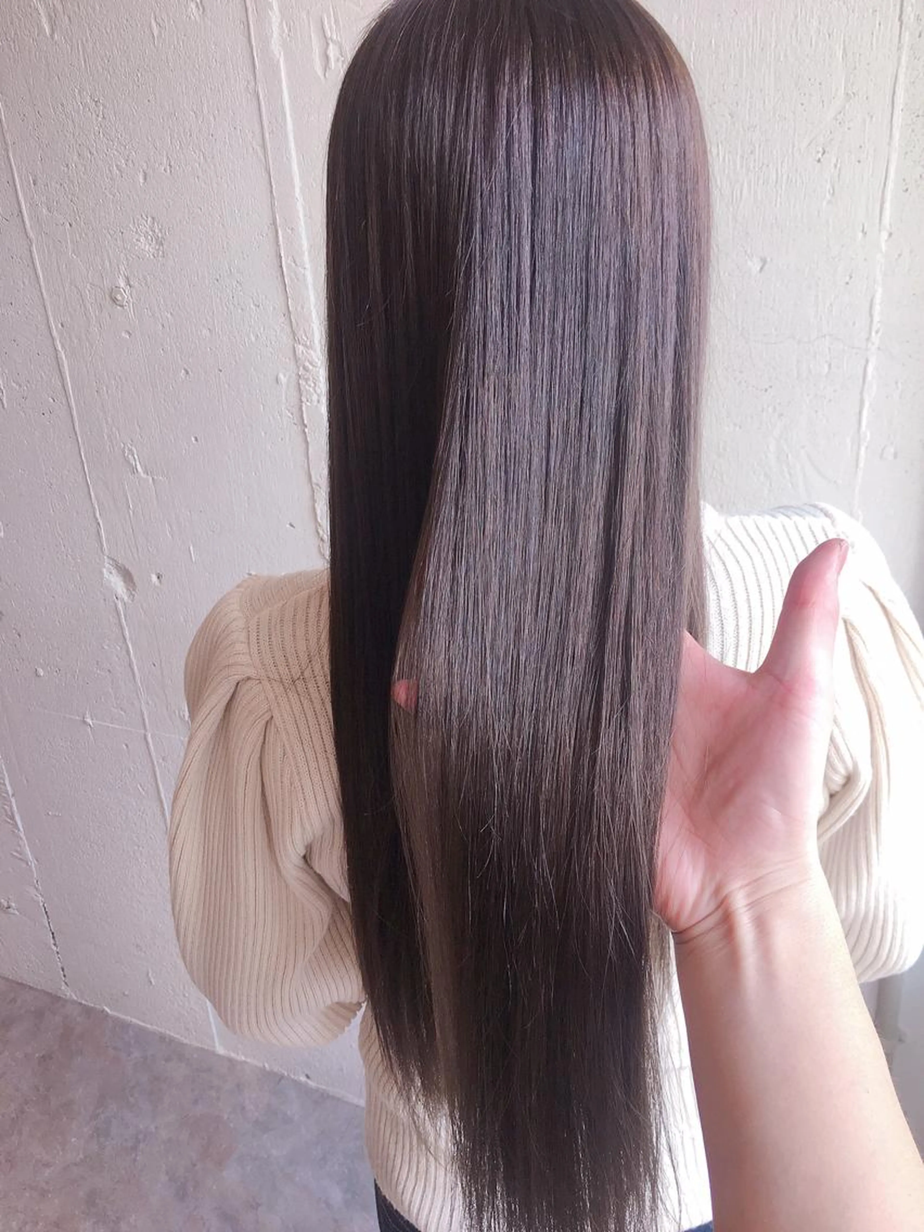 ⚪️業界最高級超補修トリートメント⭐️⚪️似合わせカット＆髪質改善トリートメントの写真