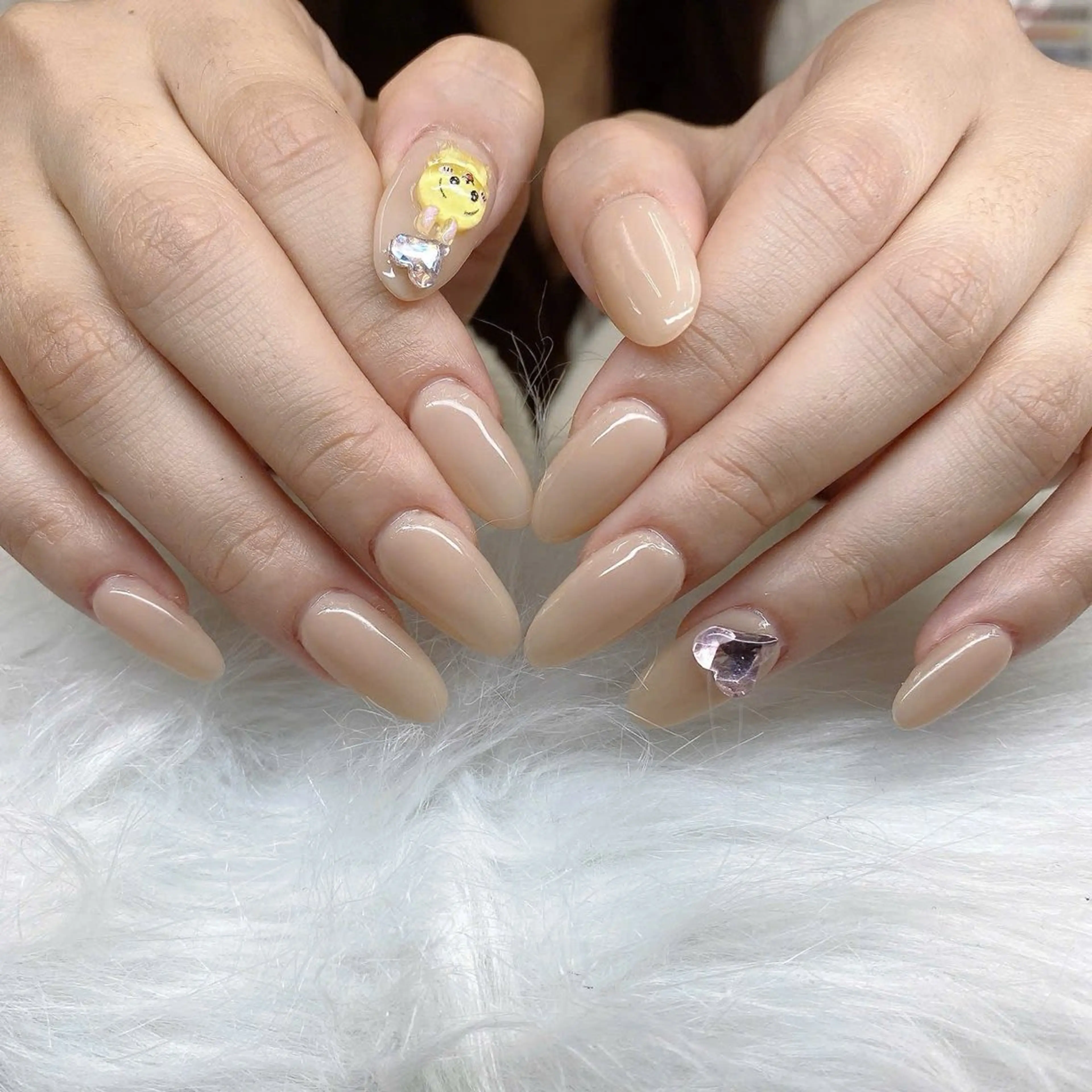 ネイル 長さ出し フレンチネイル ジェルネイル ガラスフレンチ 韓国ネイル ハンドネイル Minette nailHuongのネイルデザイン