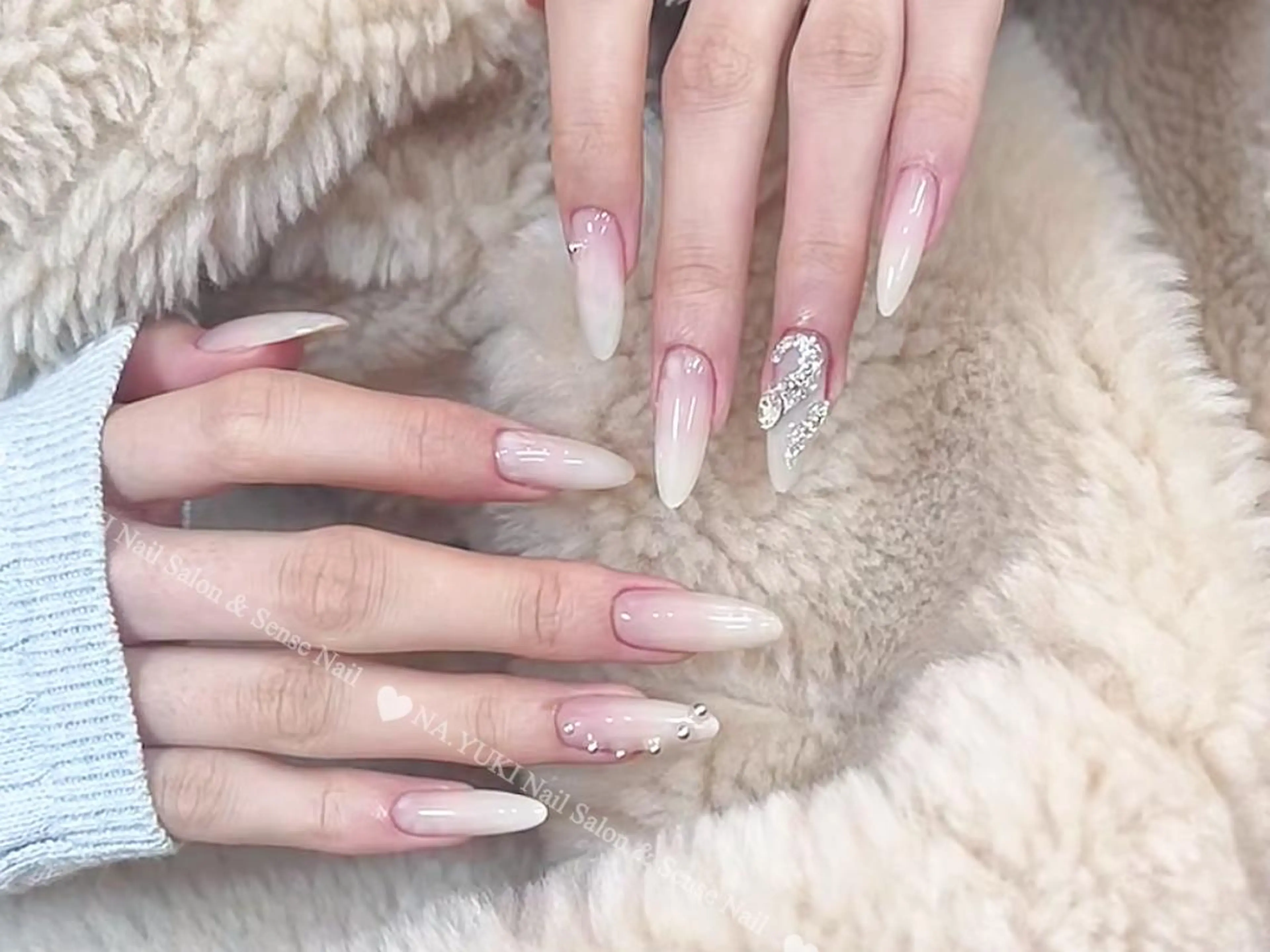 ネイル Mina. 🦢のネイルデザイン