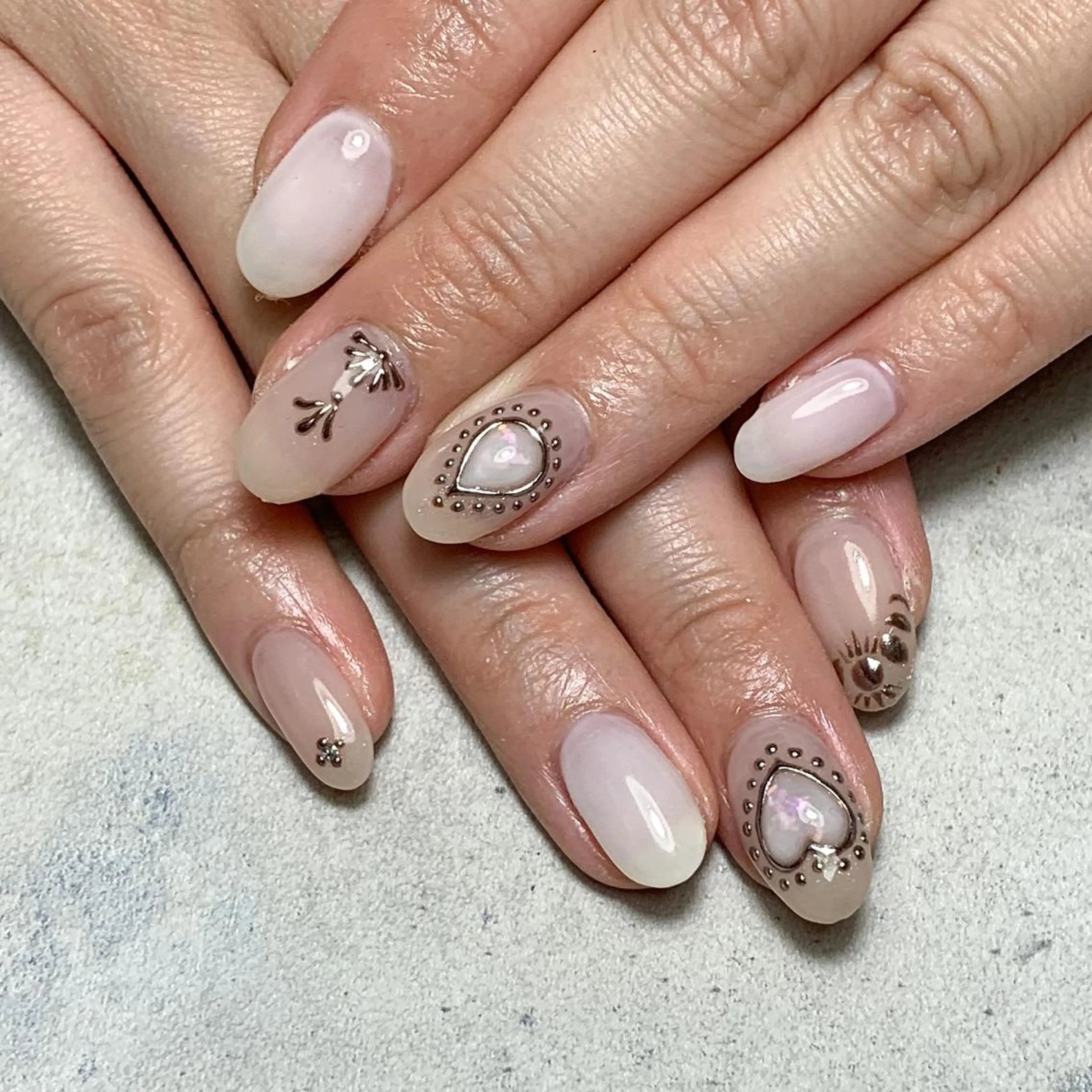 ネイル FIORITURA aiのネイルデザイン