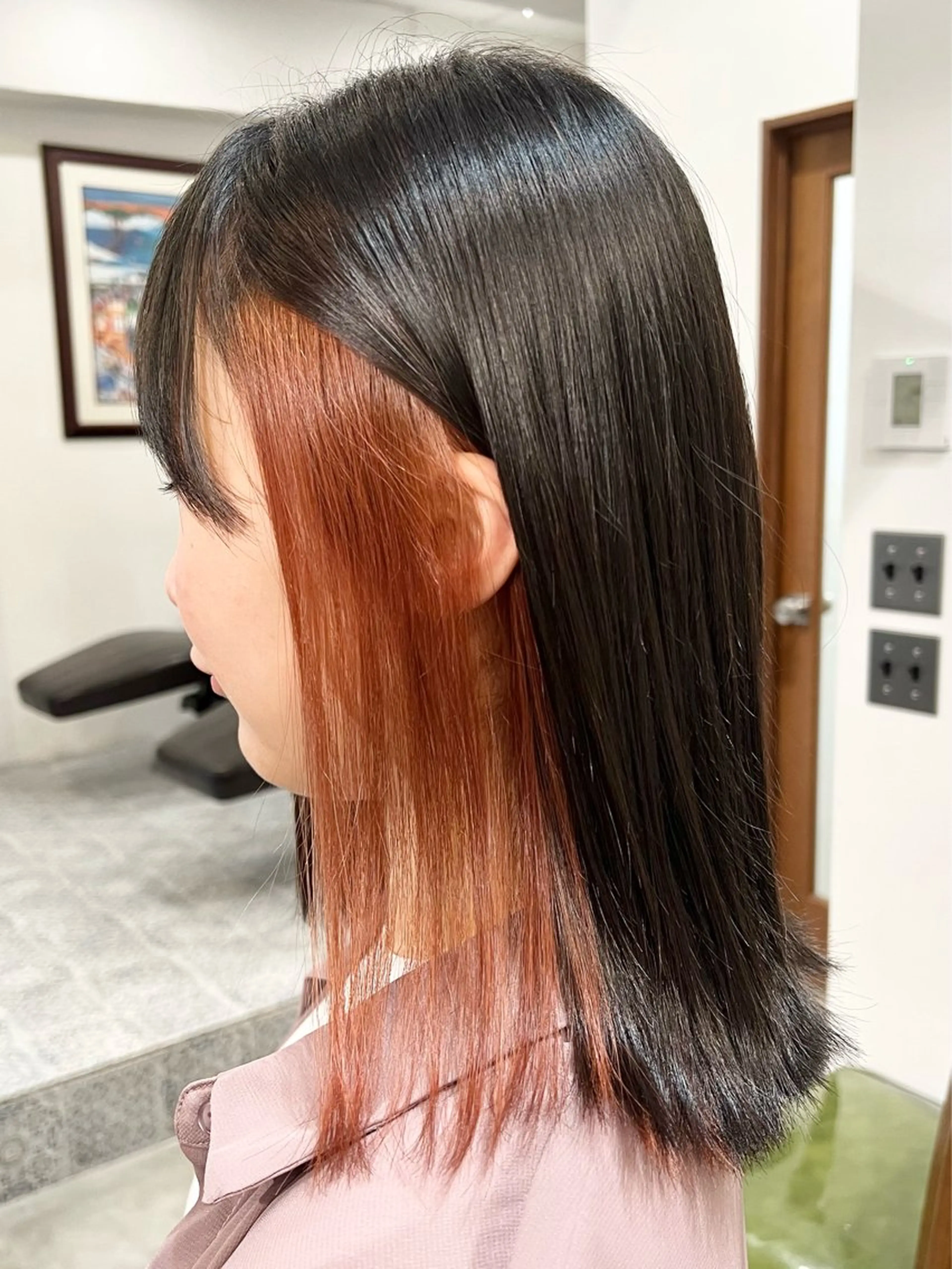 セミロング カラー ブリーチ インナーカラー ヘアカラー トリートメント Ami ブリーチ/ハイトーンのヘアスタイル