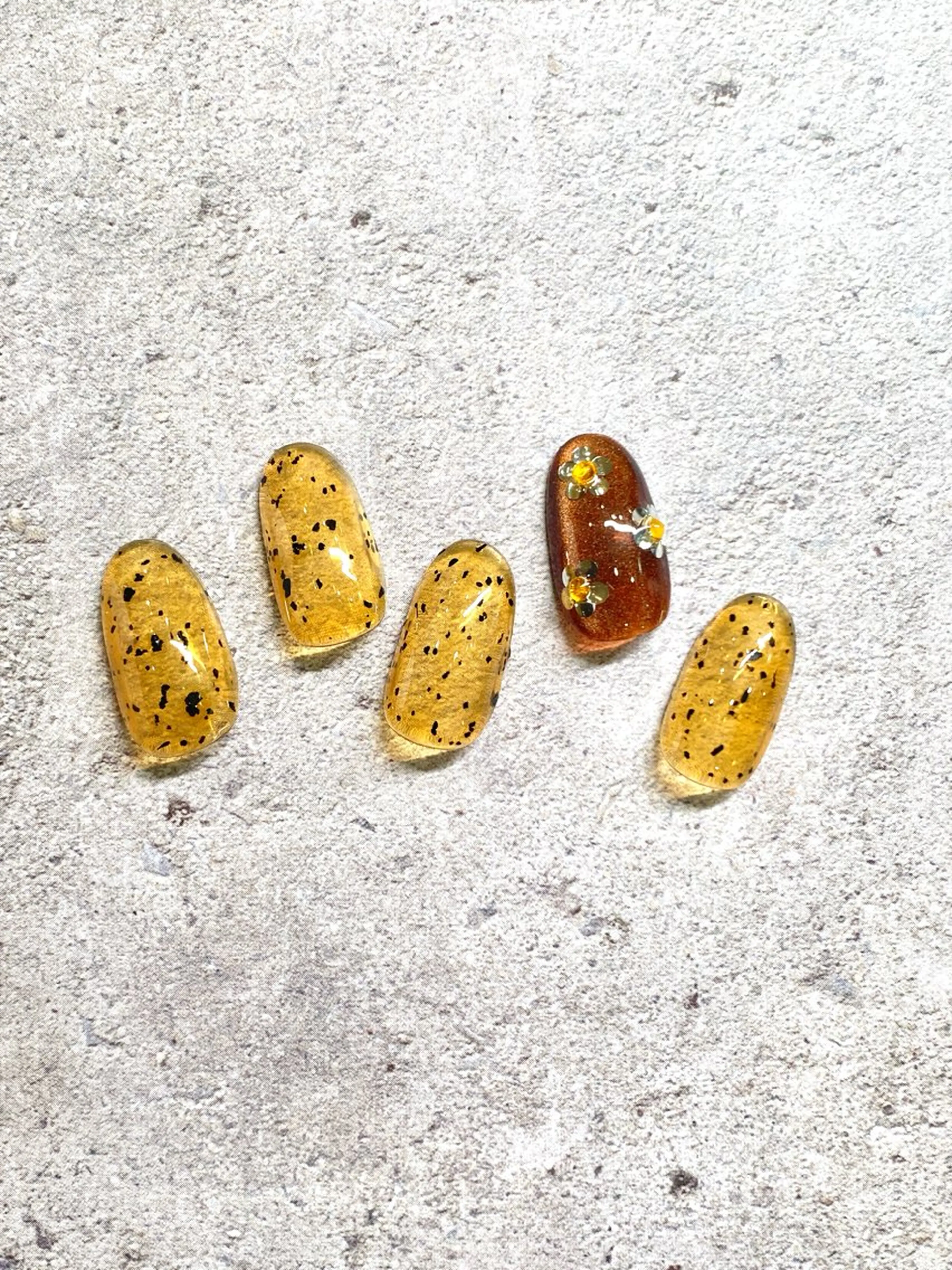 ネイル Latour onagiのネイルデザイン