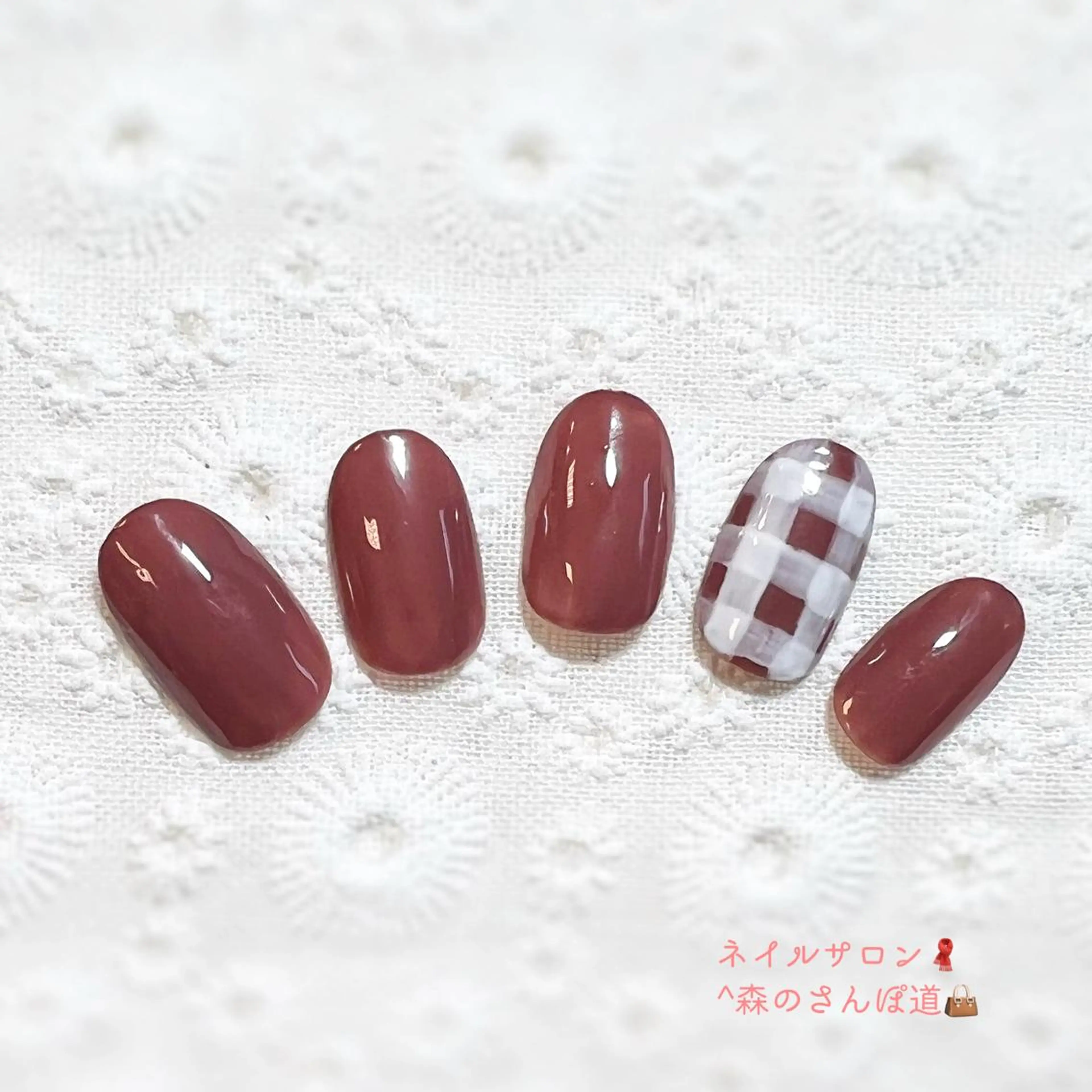 ネイル ハンドネイル ショートネイル 森のさんぽ道のネイルデザイン