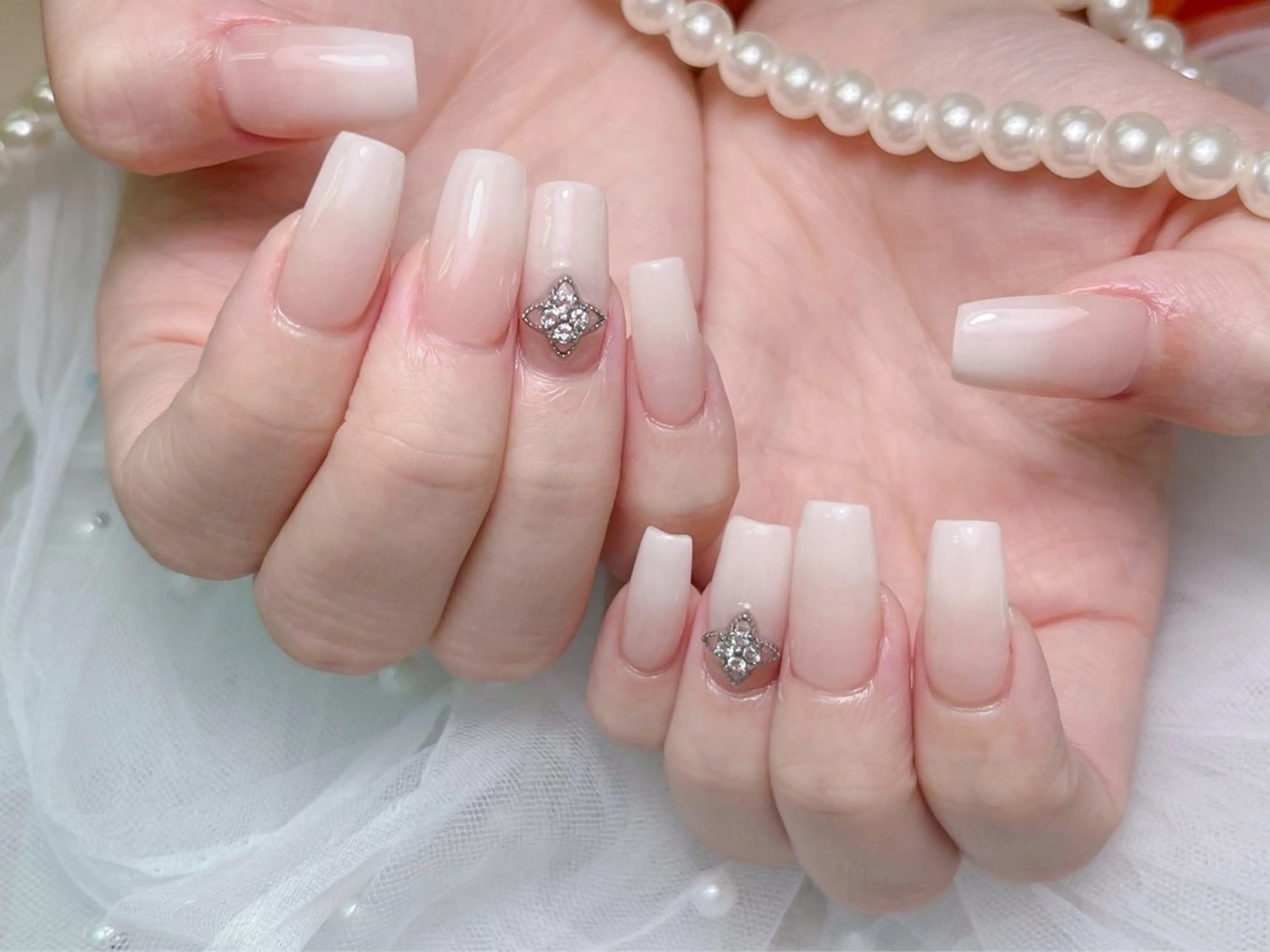 ネイル lucky nail 歌舞伎町のネイルデザイン