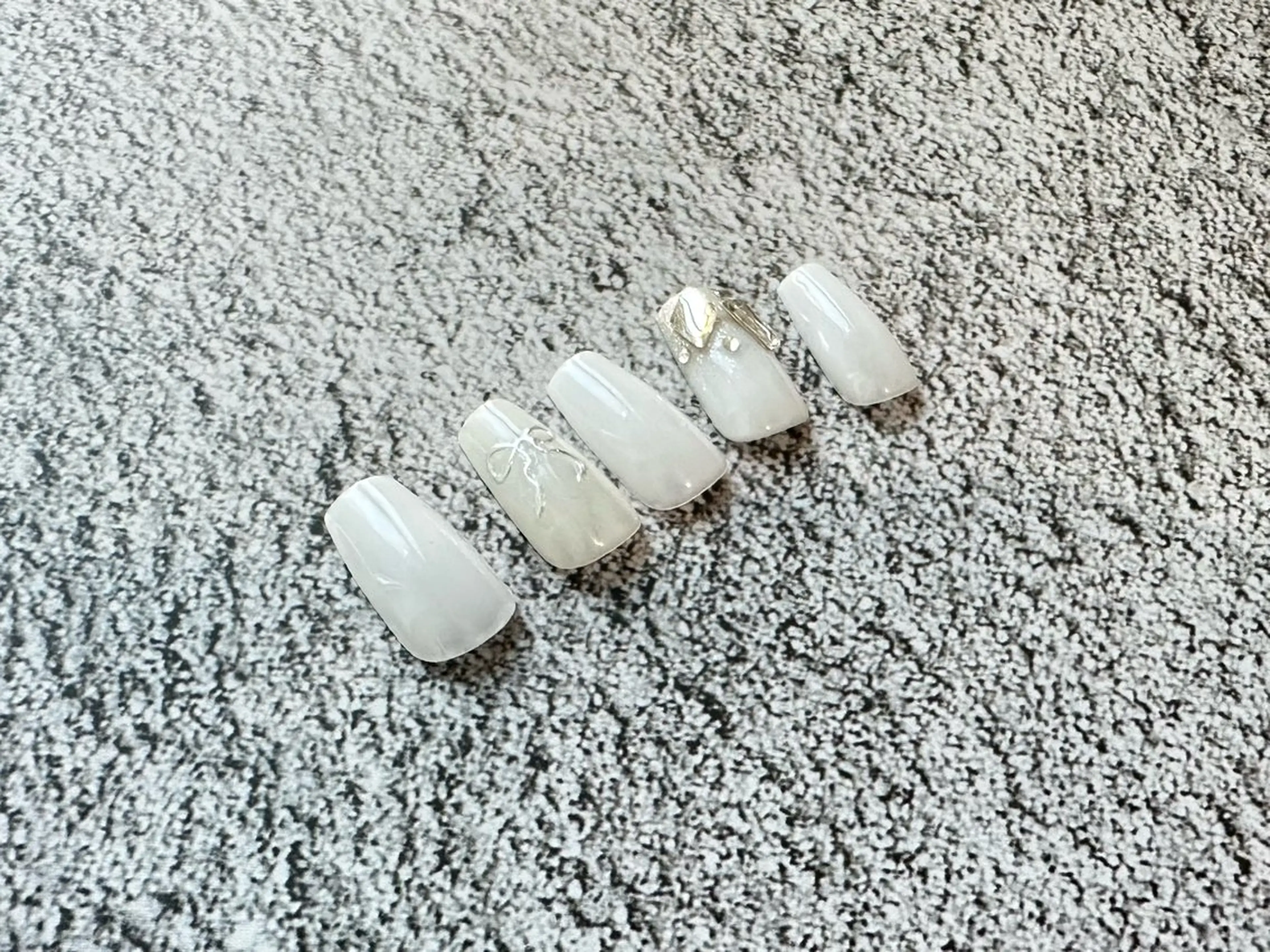 ネイル シンプルネイル ハンドネイル cutstudiog .saekoのネイルデザイン