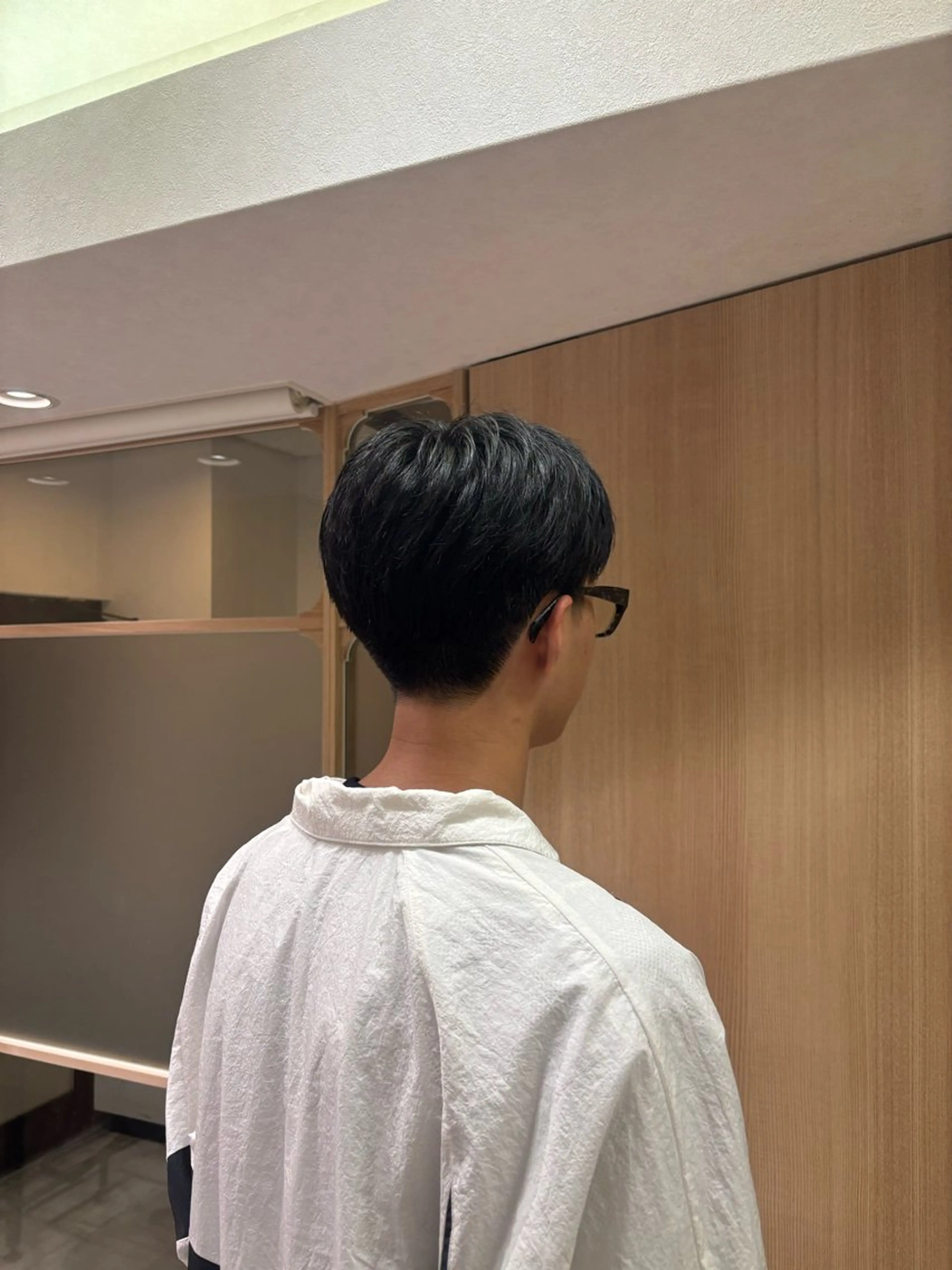 メンズ センターパート Rudder 牛嶋のヘアスタイル