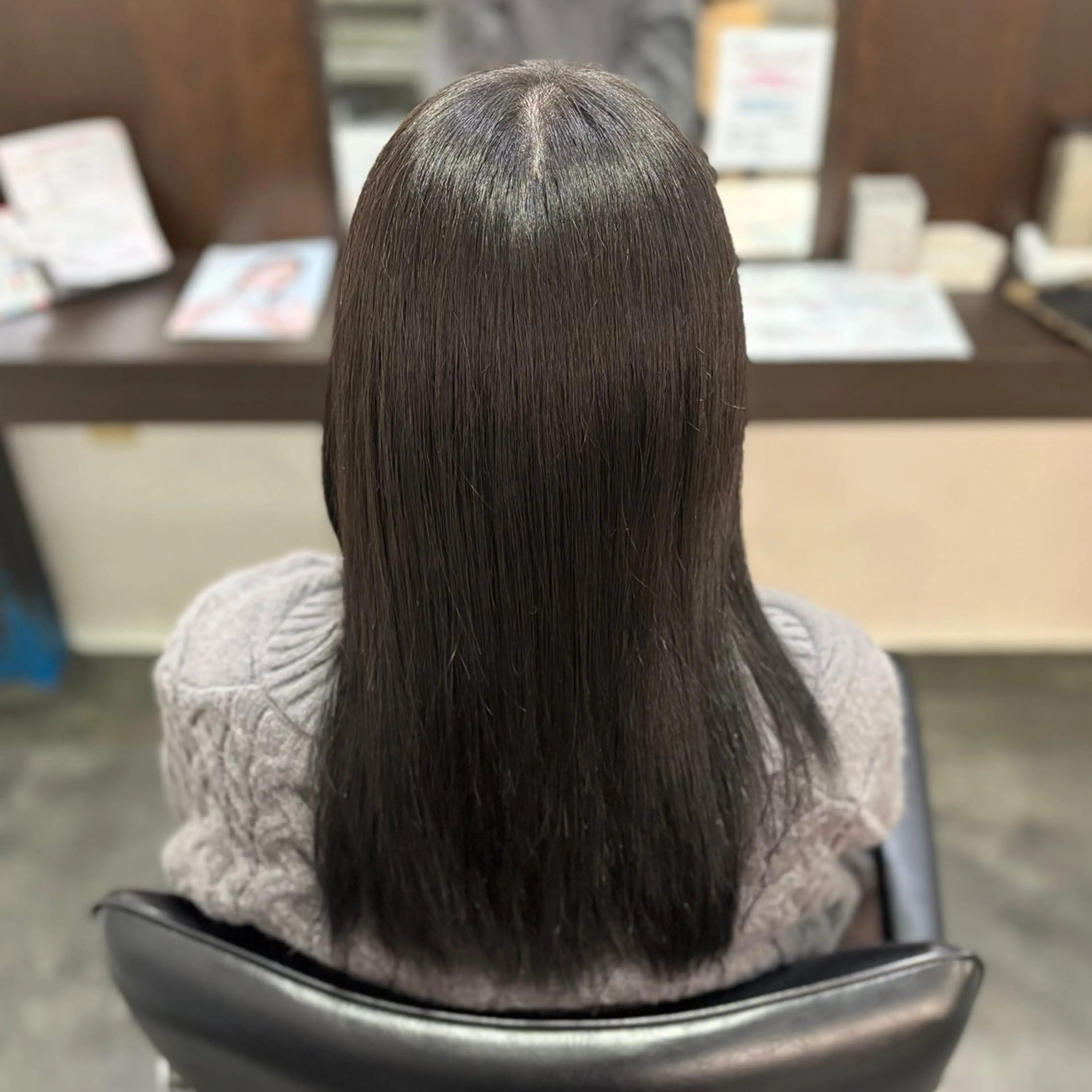 セミロング カラー 奥山 和奏のヘアスタイル