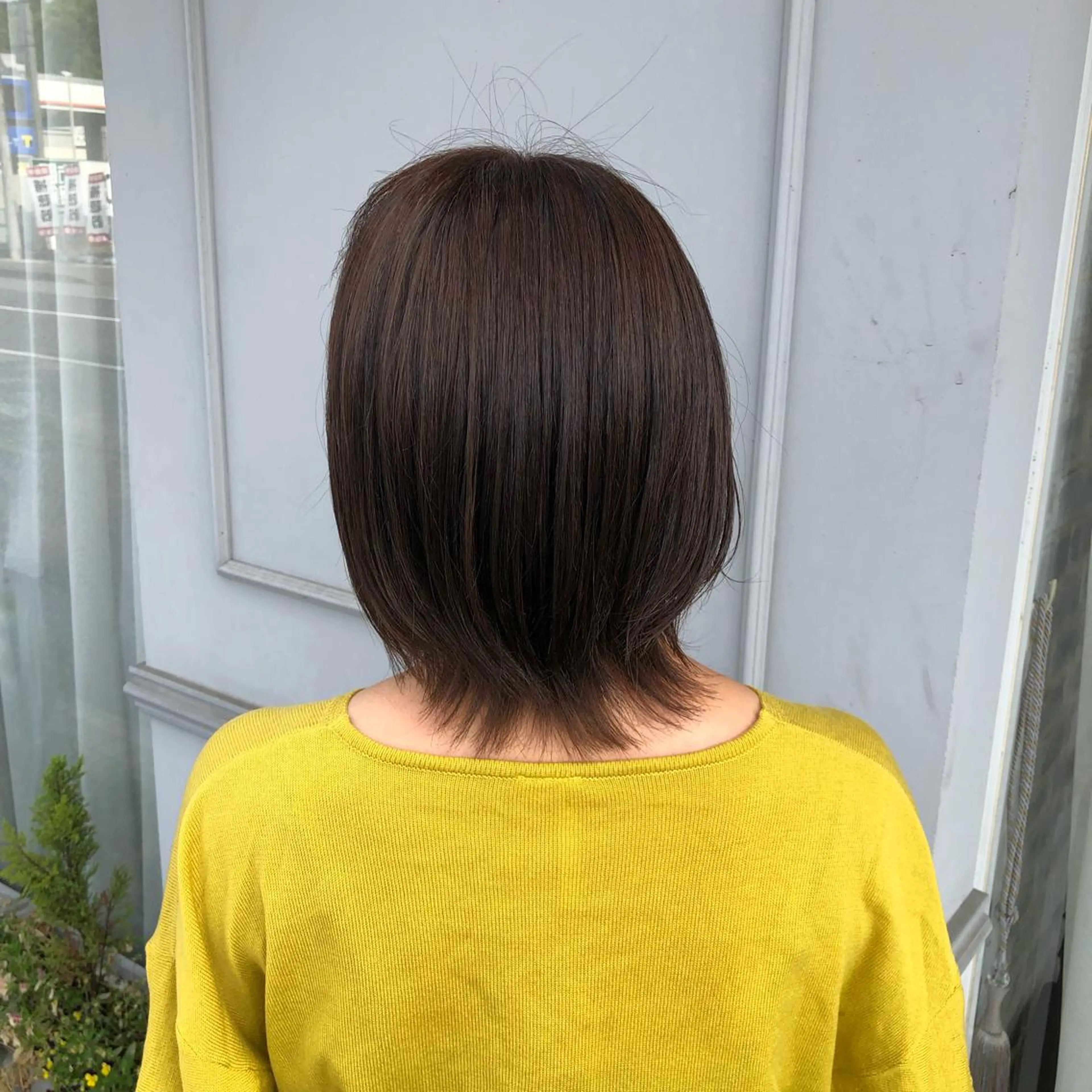 ミディアム カット ヘアカラー トリートメント 若泉 真梨のヘアスタイル