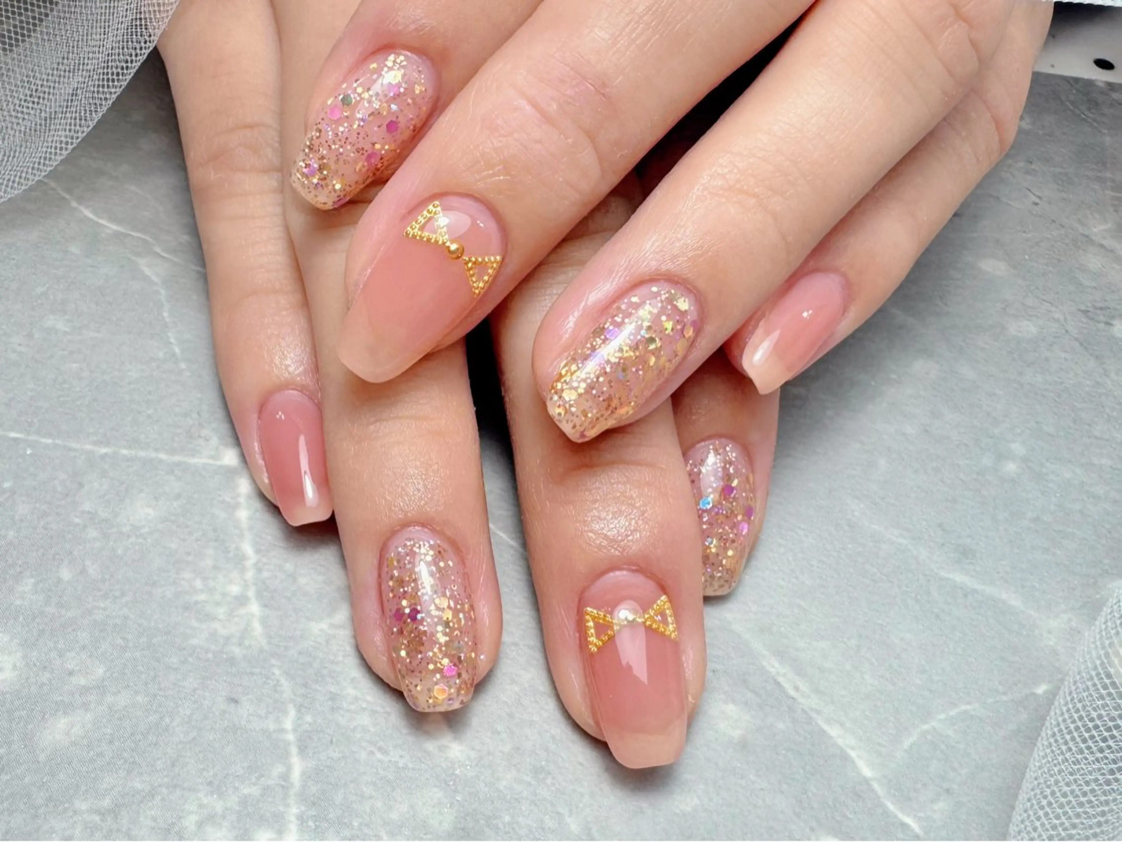 ネイル ハンドネイル マジック ミラーのネイルデザイン