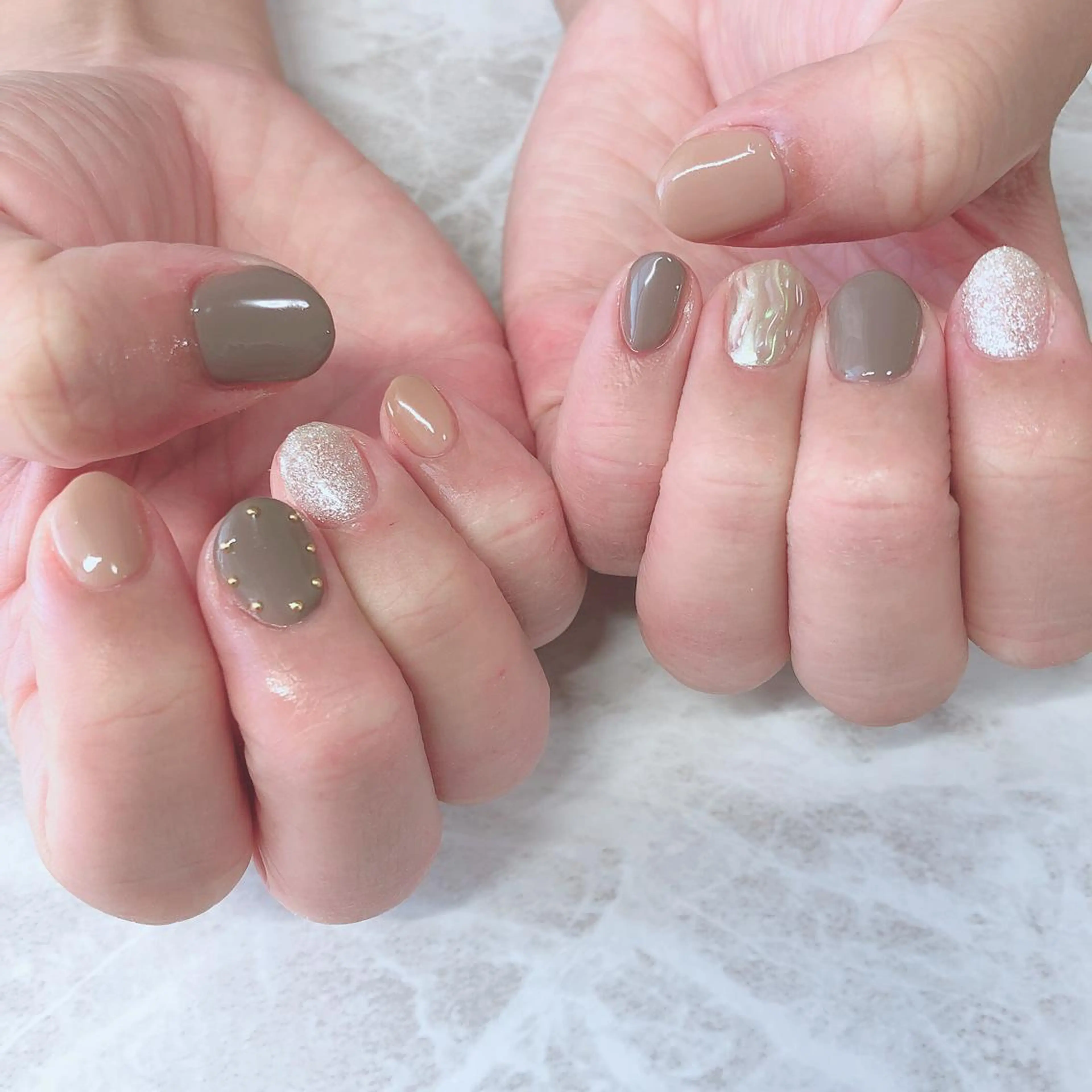 ネイル ハンドネイル 西岡 杏のネイルデザイン