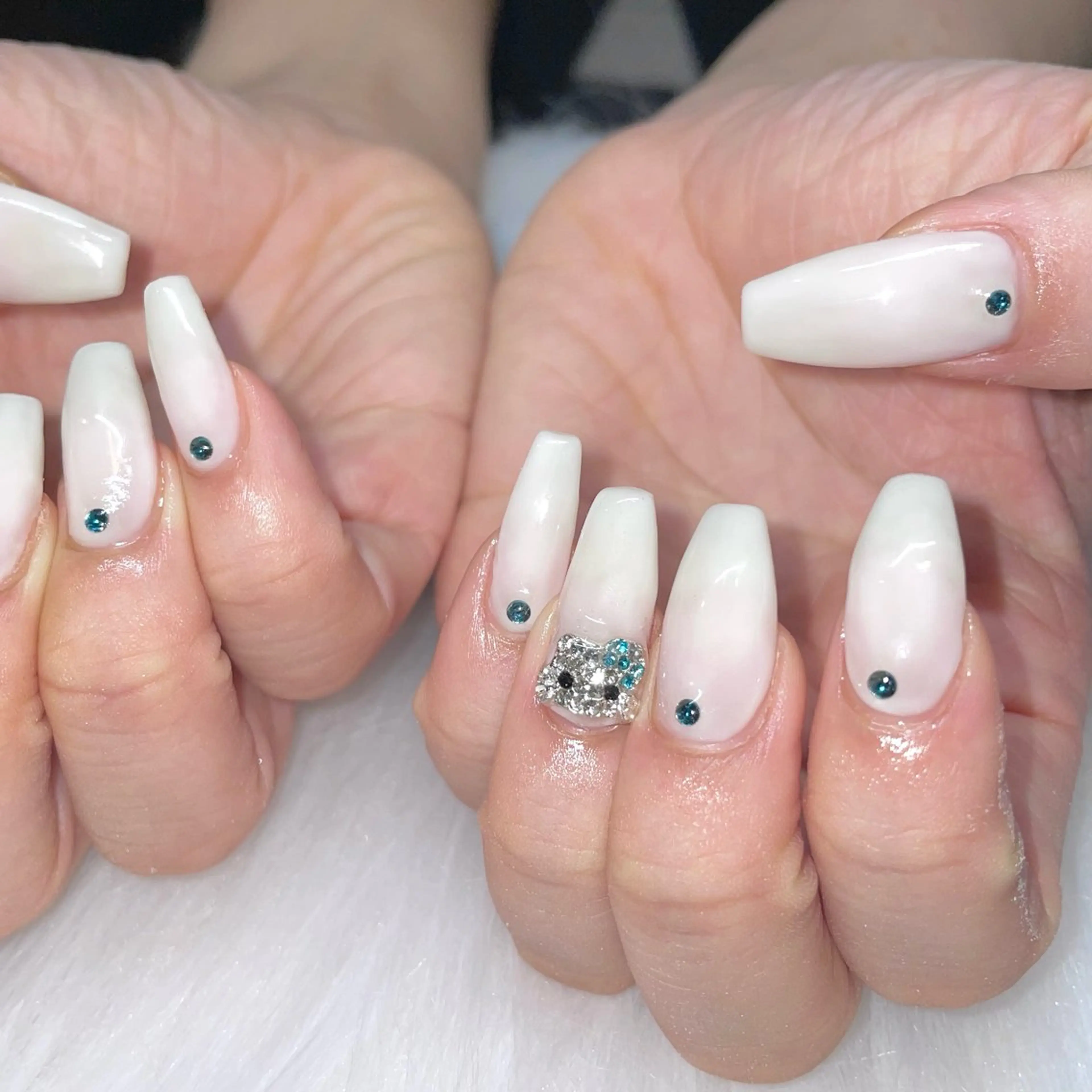 ネイル ハンドネイル Nail ヌシん家 AKANEのネイルデザイン