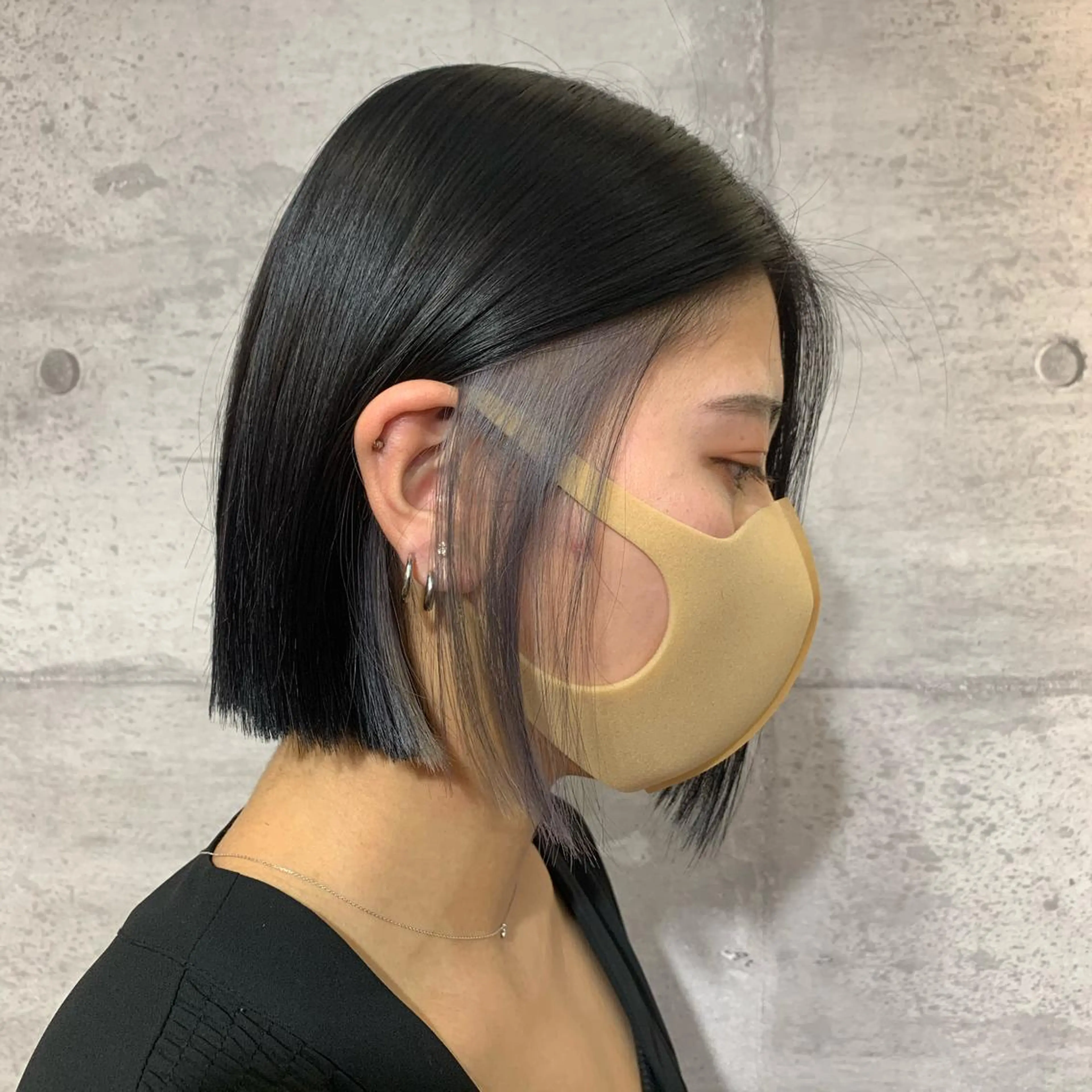 ミディアム カラー インナーカラー シルバー 韓国ヘア /男女☘️ 細江 美紅のヘアスタイル