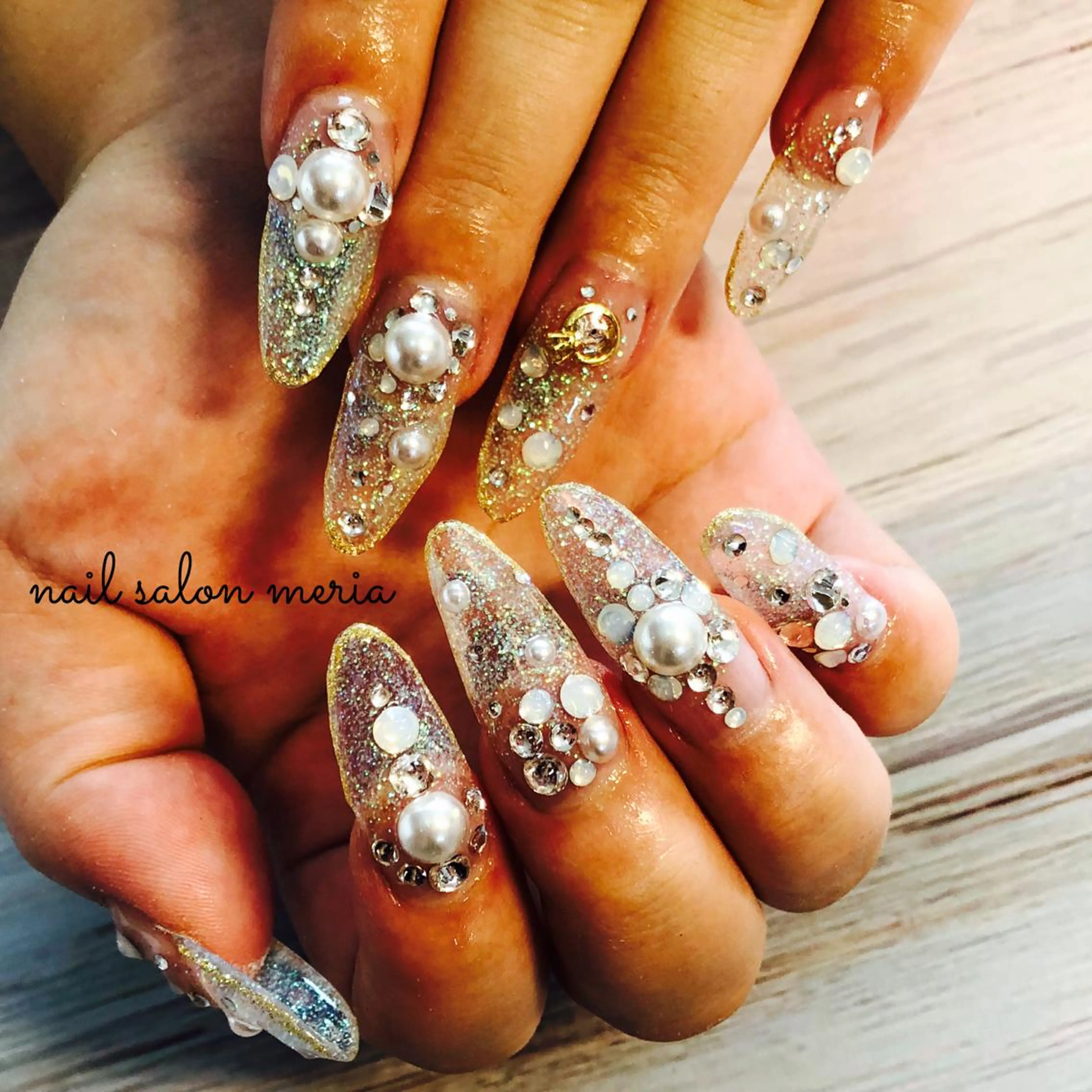 ネイル ハンドネイル プライベートビューティーサロンメリア所属・ビューティーサロン meriaのネイルデザイン