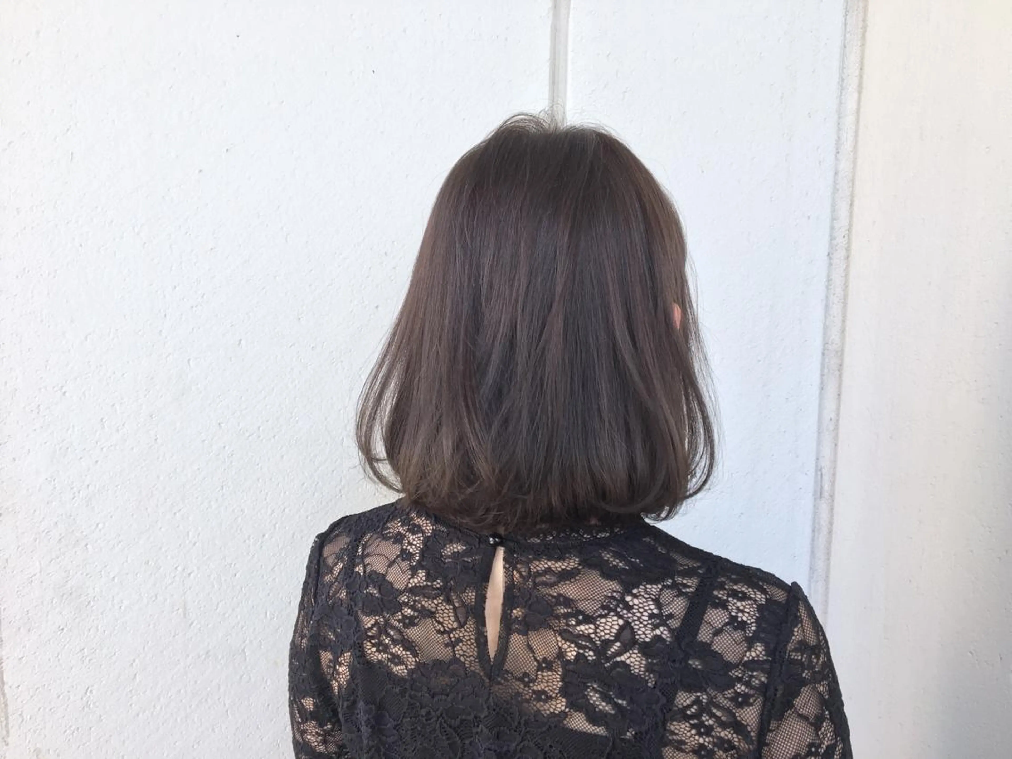 ショート カラー パーマ ヘアアレンジ メンズ マツエク・マツパ ワンレンボブ 透明感カラー グレージュ ラベンダーカラー ラベンダーグレージュ 境 健助のヘアスタイル