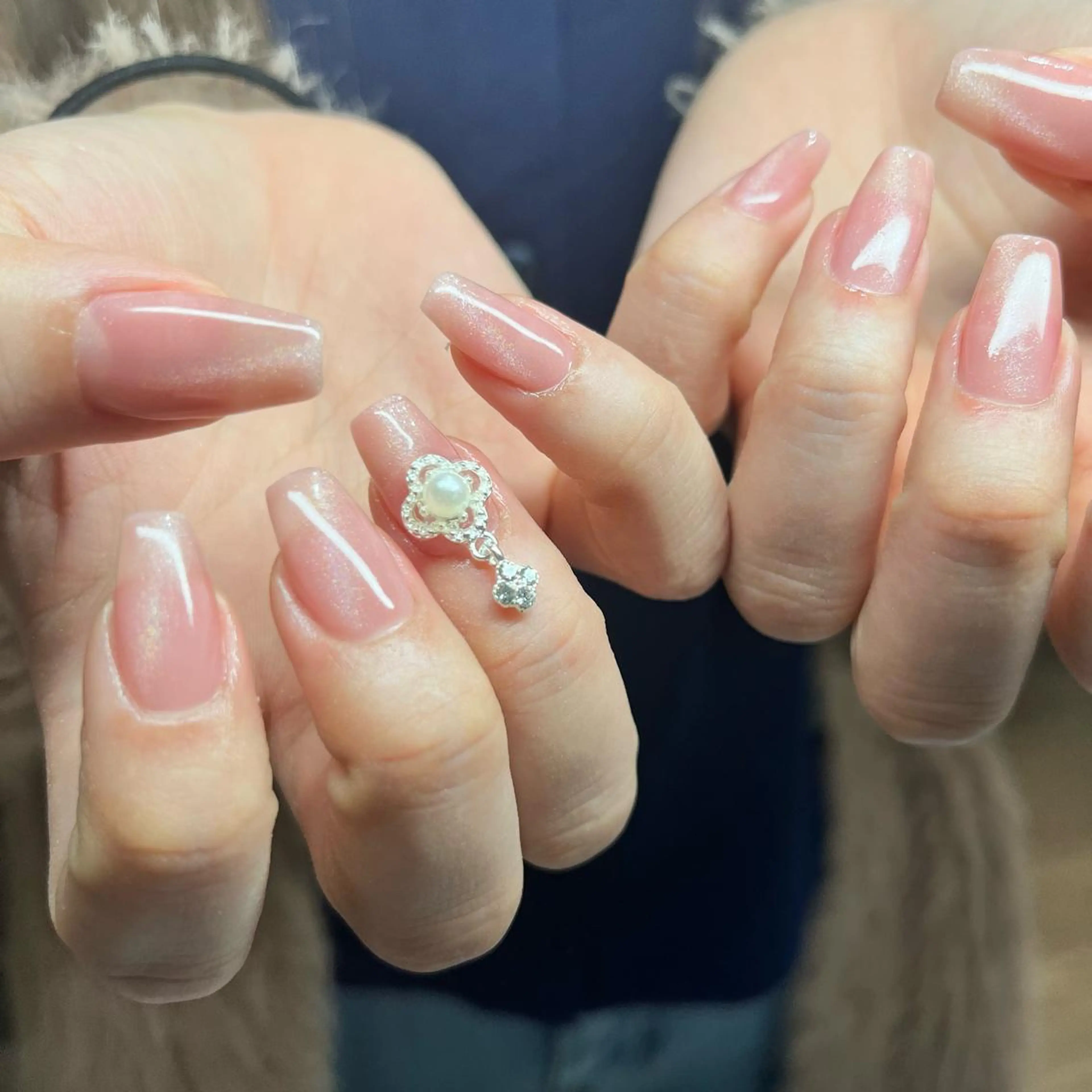 ミディアム ネイル マツエク・マツパ ハンドネイル apopis＊ close23:00のネイルデザイン