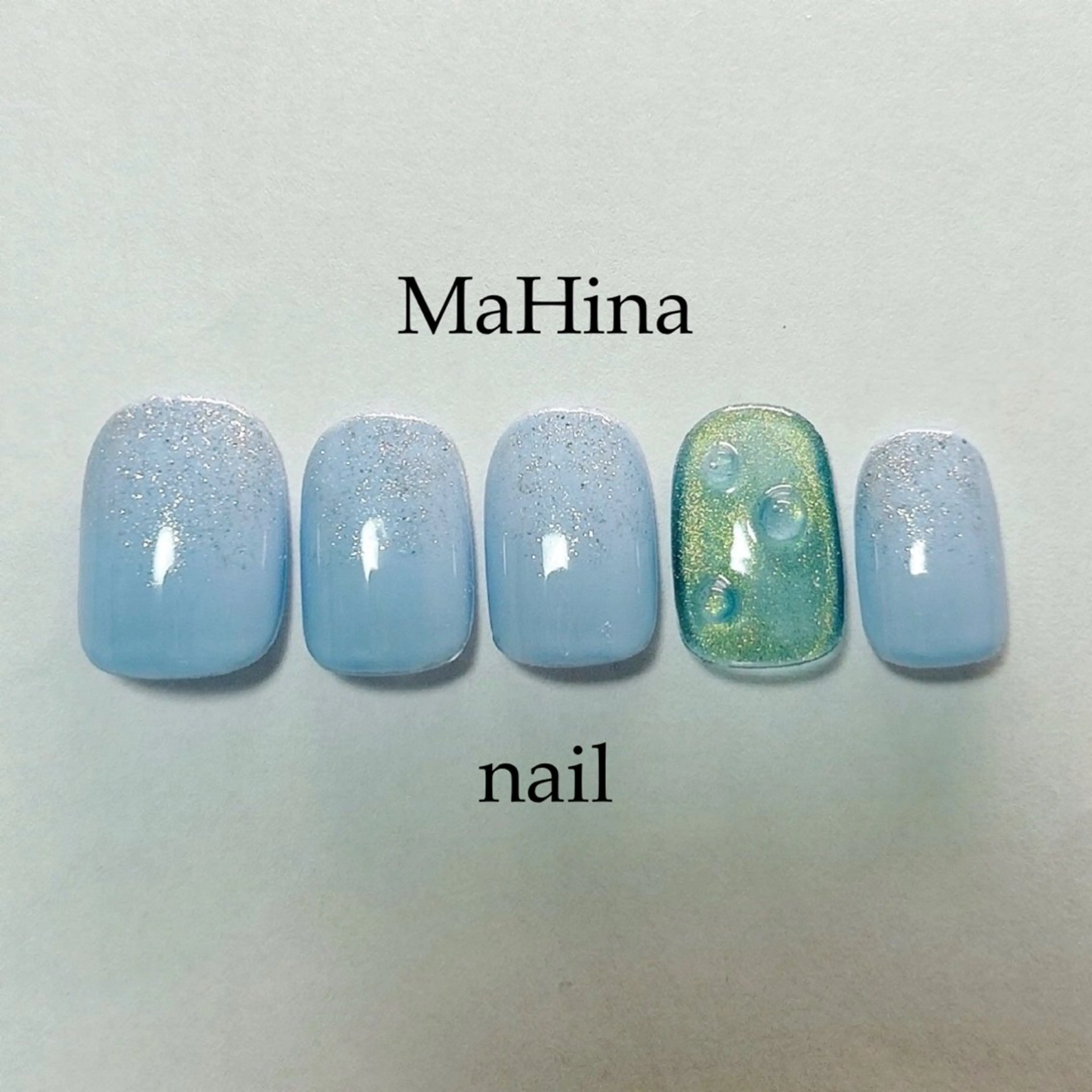 ネイル フットネイル ジェルネイル ラメ(グリッター) ラメグラデーション マグネットネイル ハンドネイル MaHina🌙 salonのネイルデザイン
