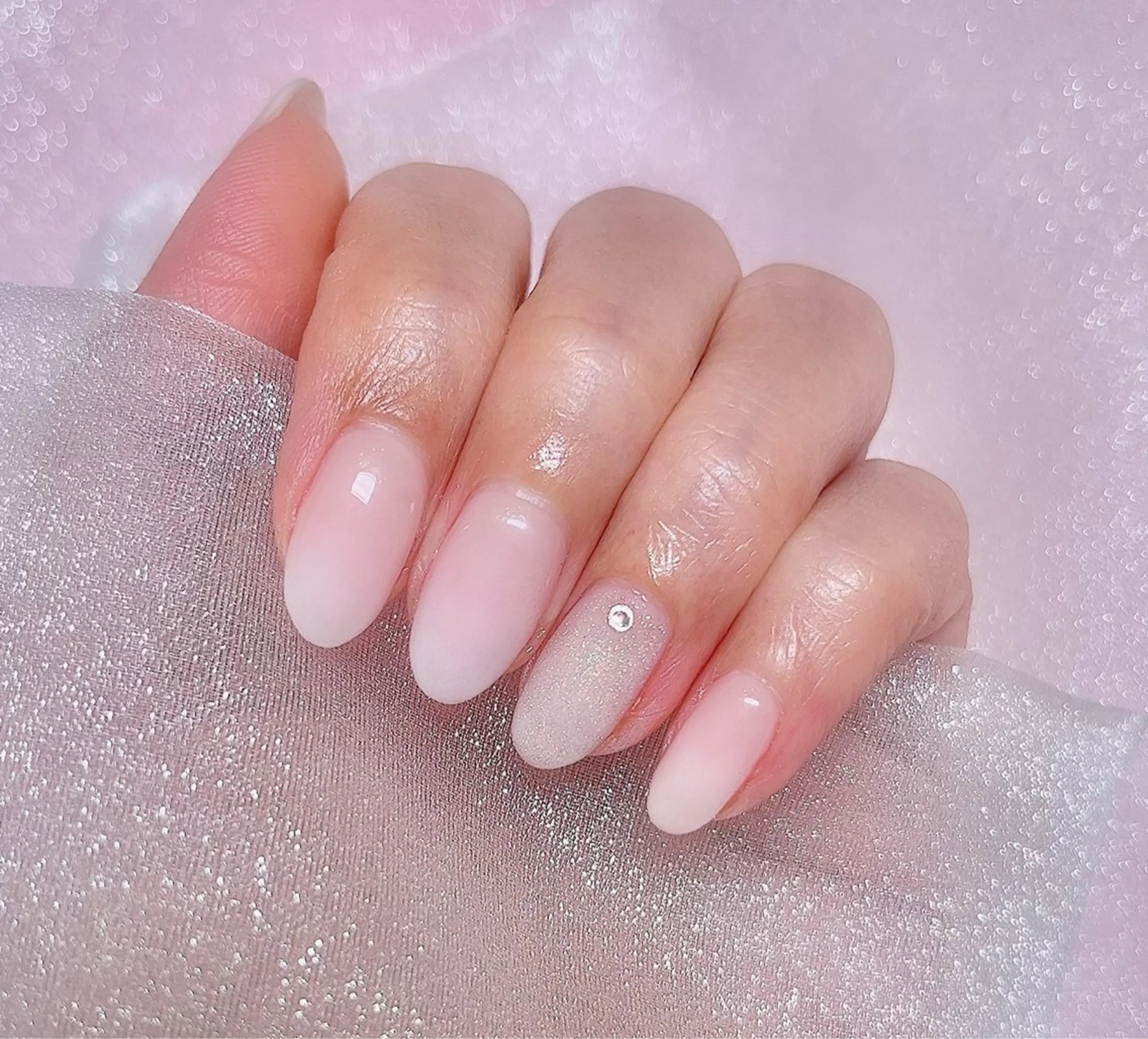 ネイル 韓国ネイル ホワイト Riry.＊° nailのネイルデザイン