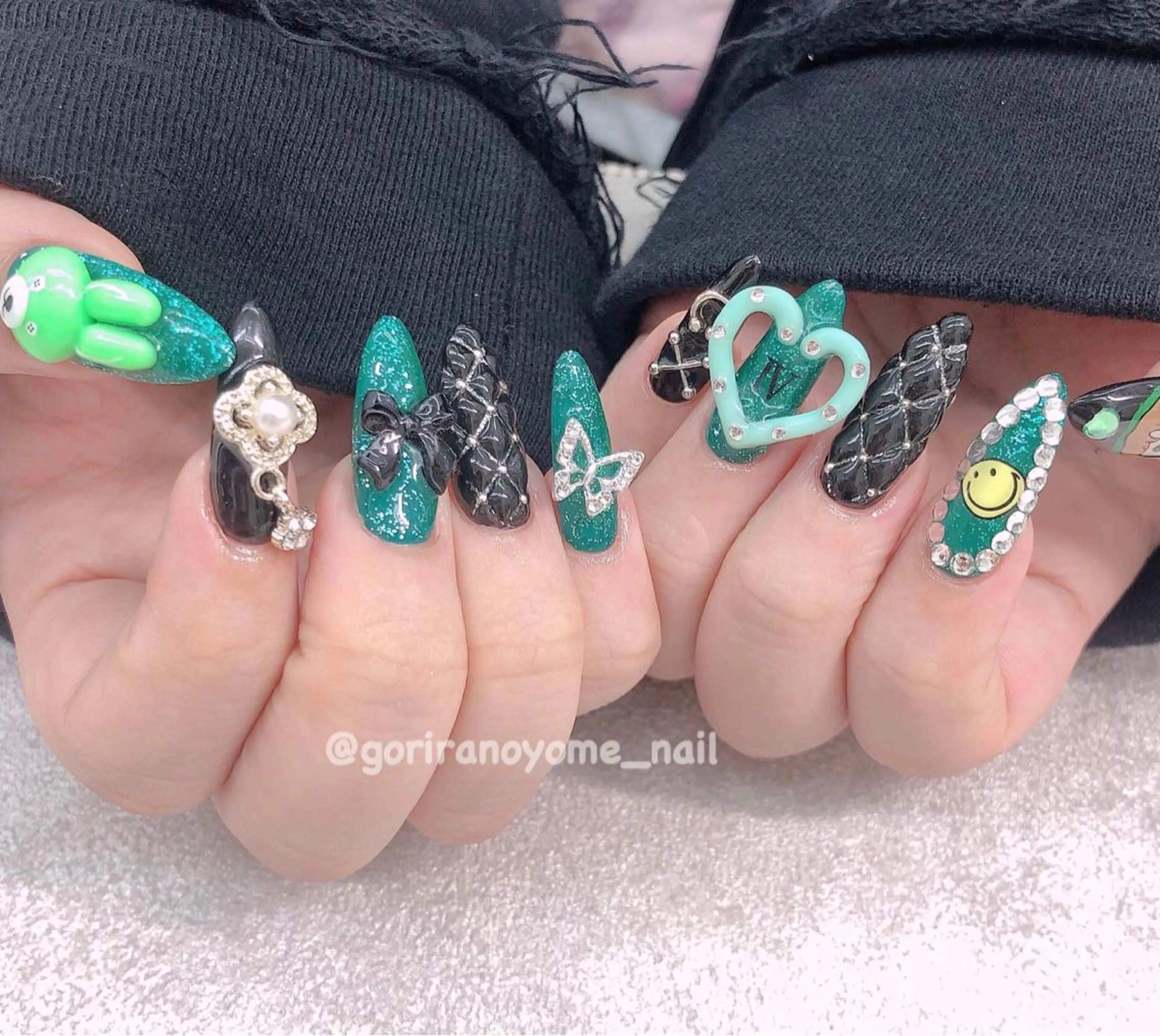 ネイル ナナイチゼロ I.Naoのネイルデザイン